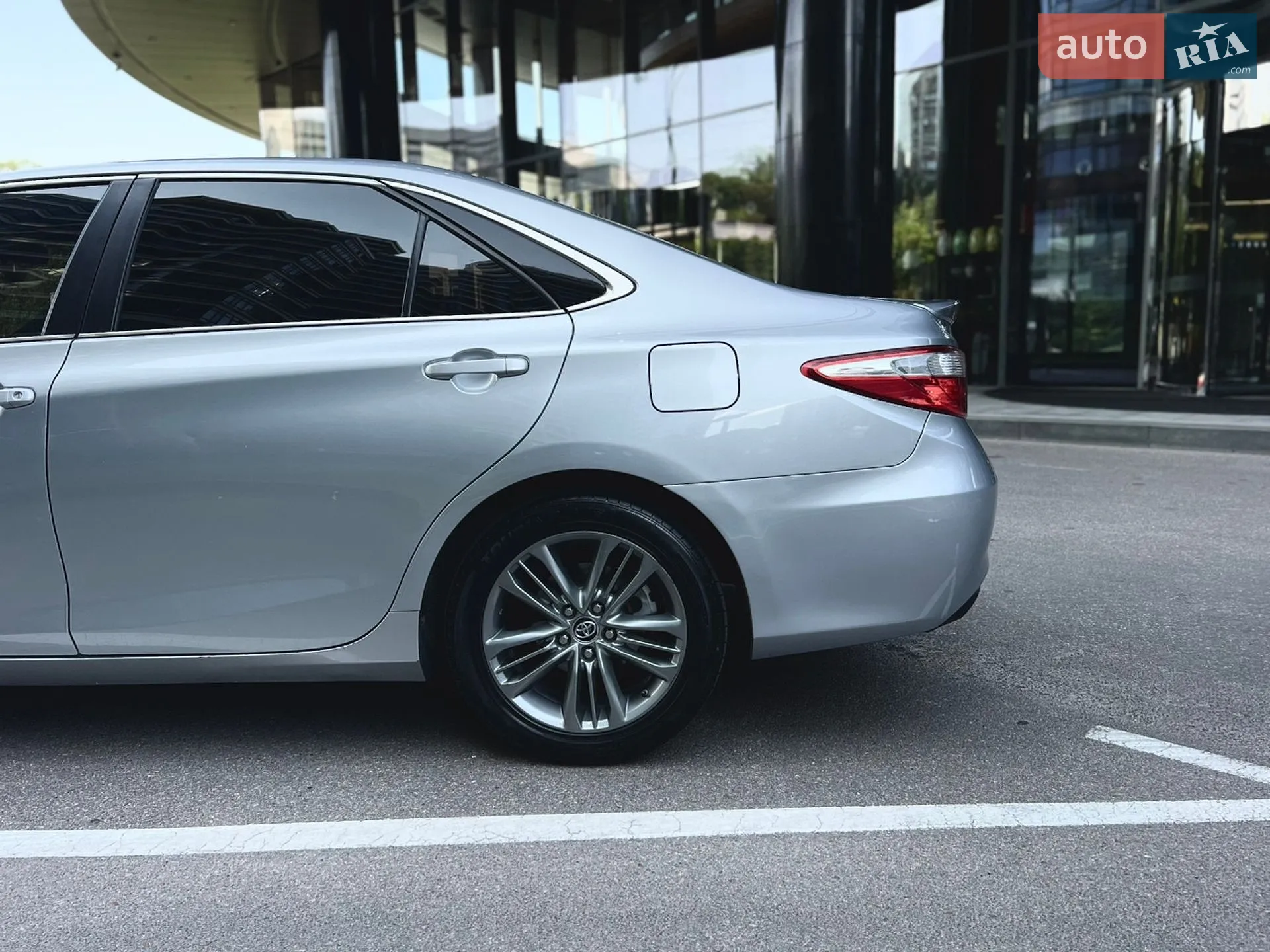 2015 Toyota Camry - мініатюра 35