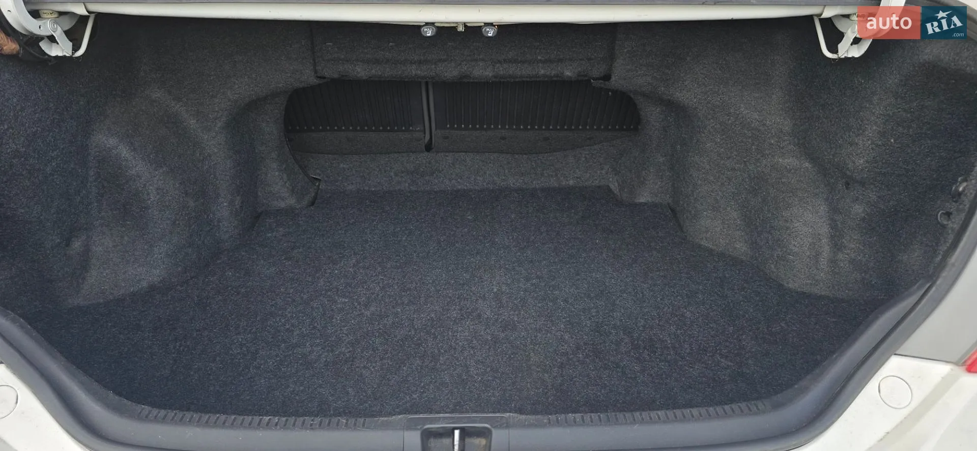 2012 Toyota Camry - мініатюра 32