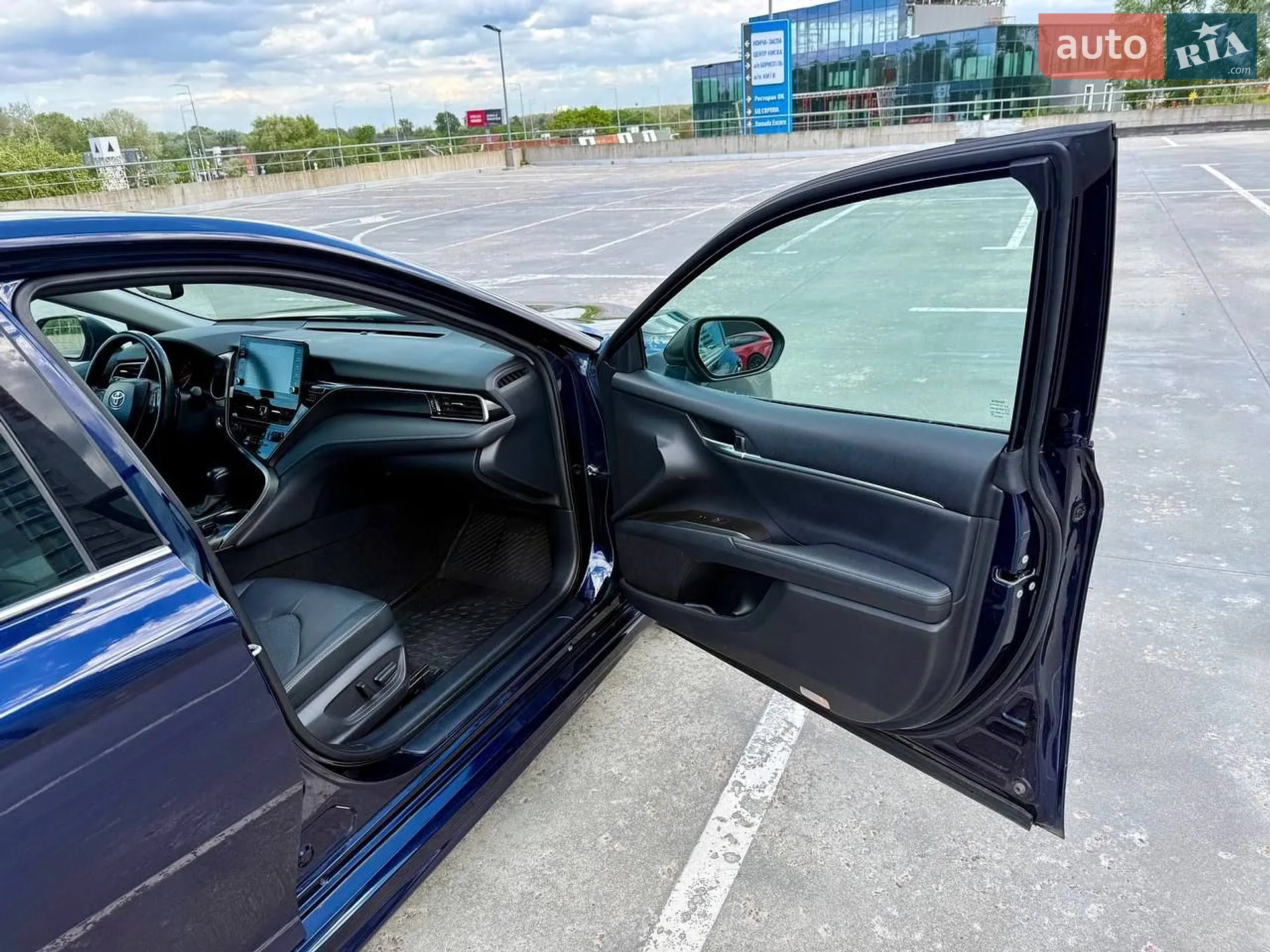 2021 Toyota Camry - мініатюра 47