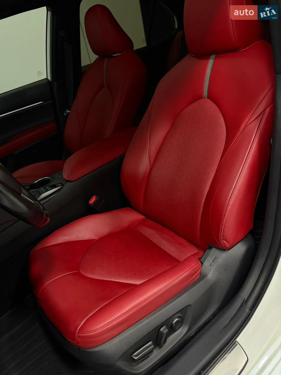 2022 Toyota Camry - мініатюра 18