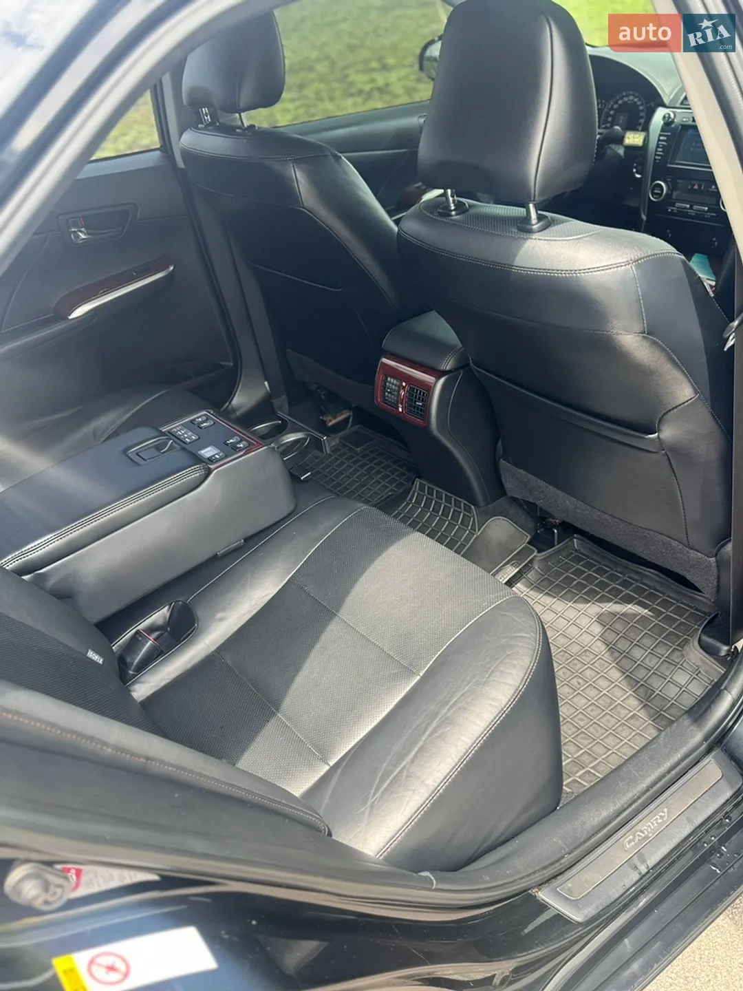 2014 Toyota Camry - мініатюра 16