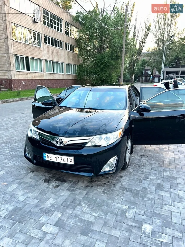 2012 Toyota Camry - мініатюра 16
