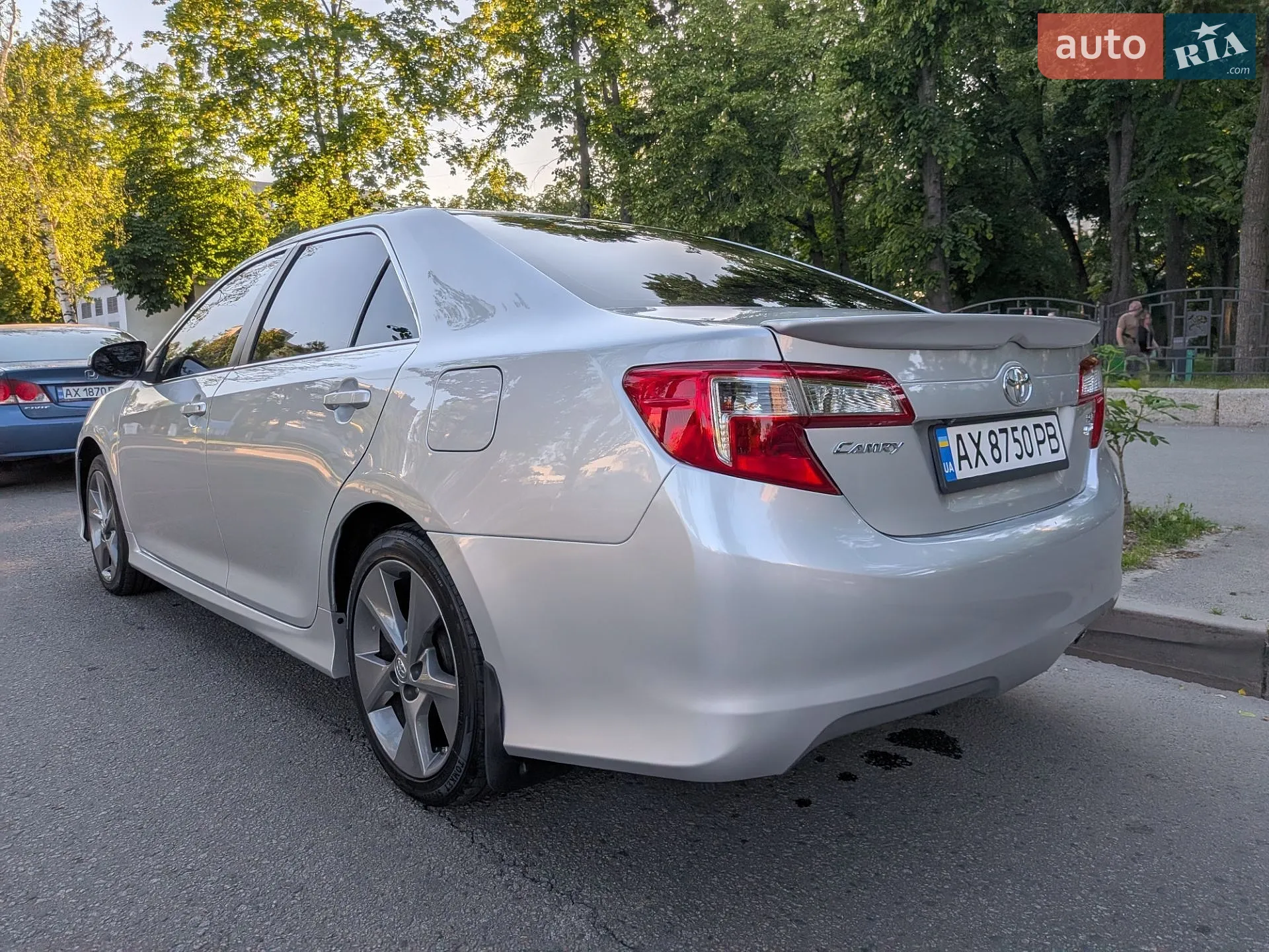 2014 Toyota Camry - мініатюра 4