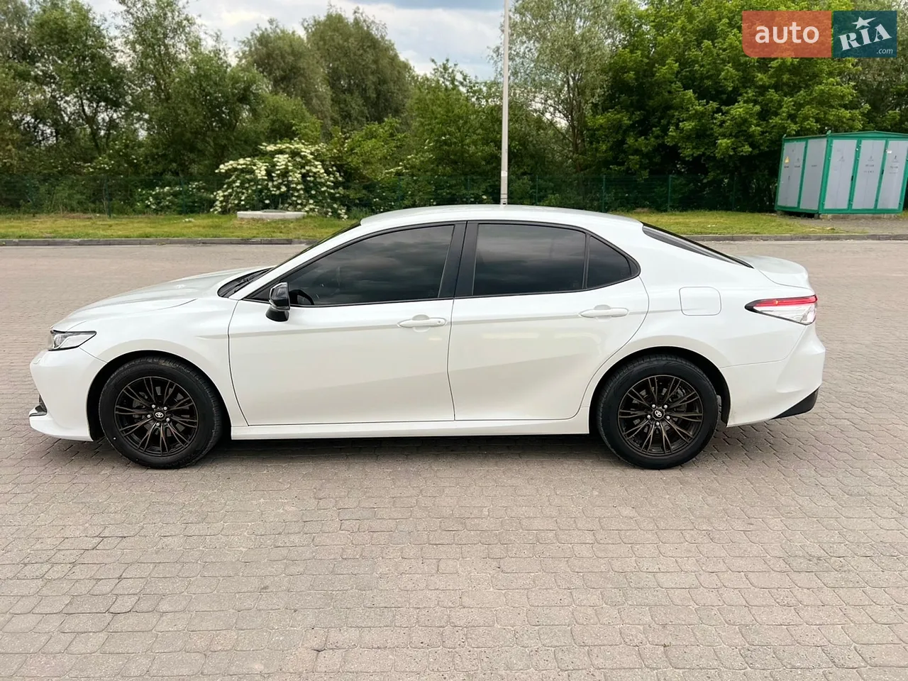 2017 Toyota Camry - мініатюра 13