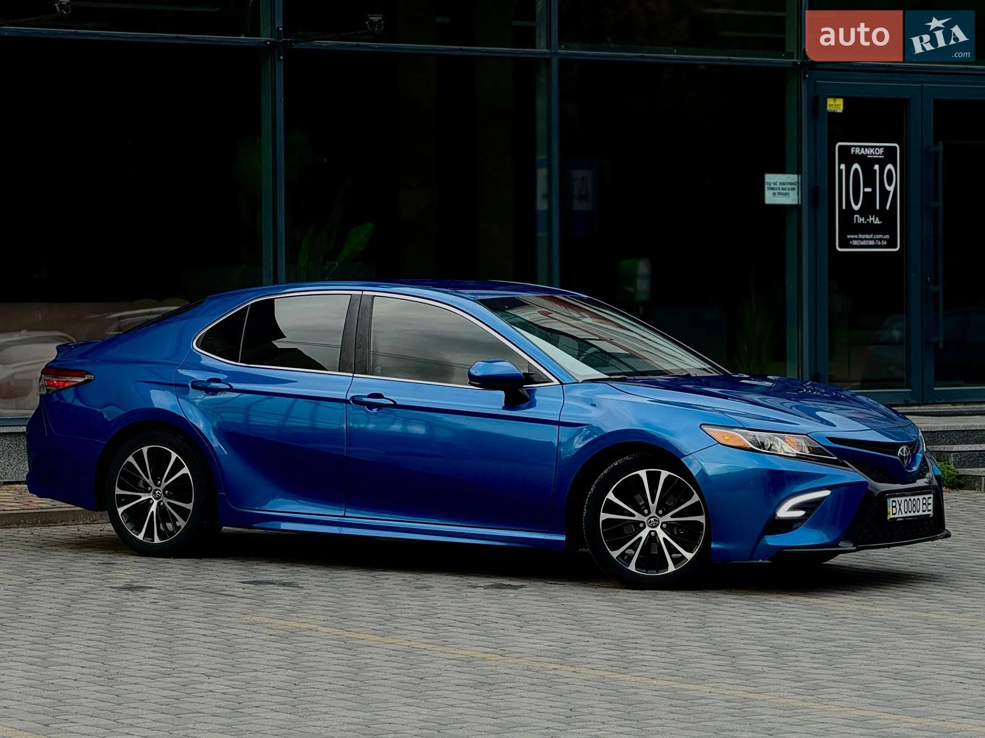 2017 Toyota Camry - мініатюра 3