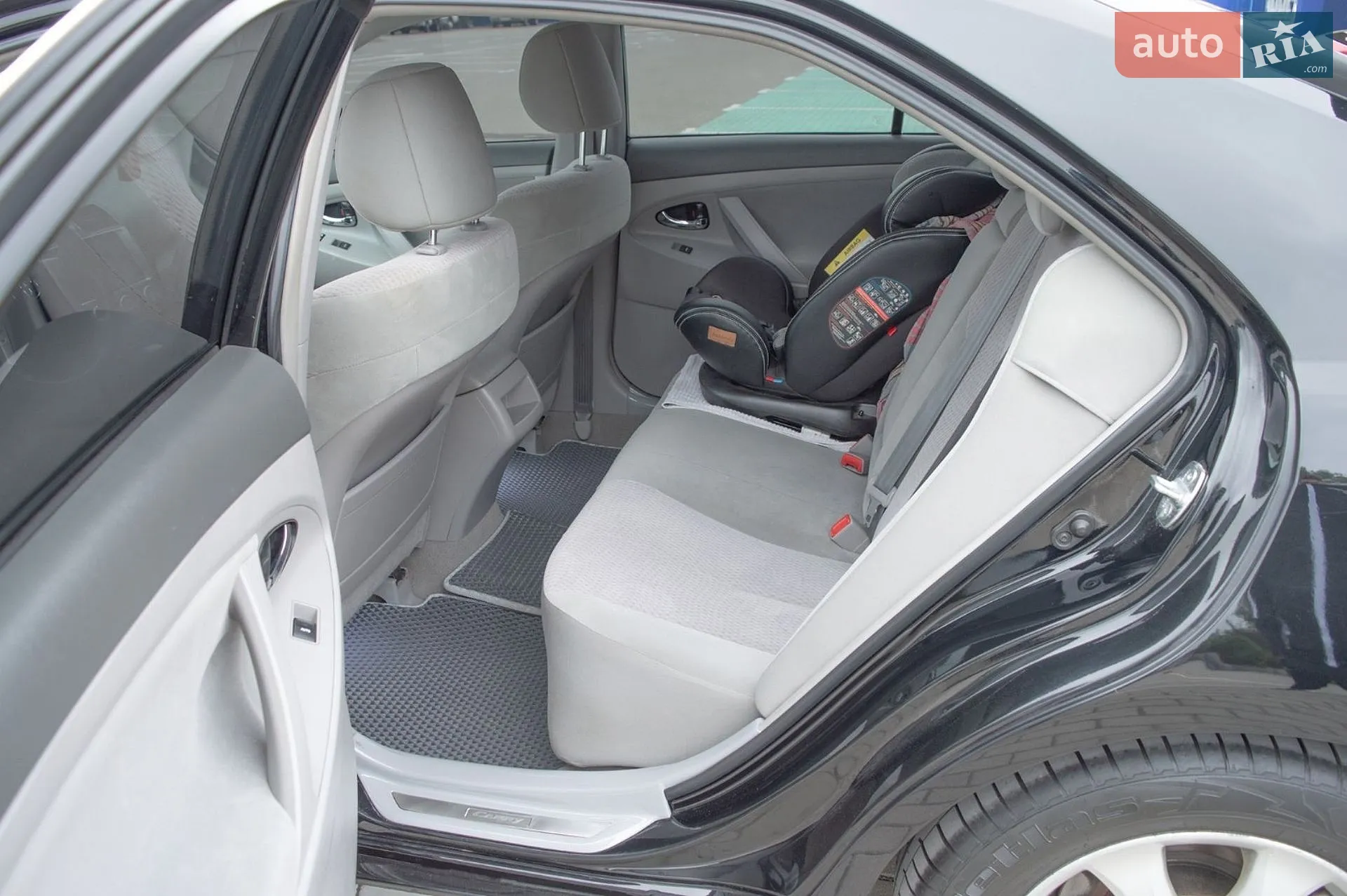 2011 Toyota Camry - мініатюра 8