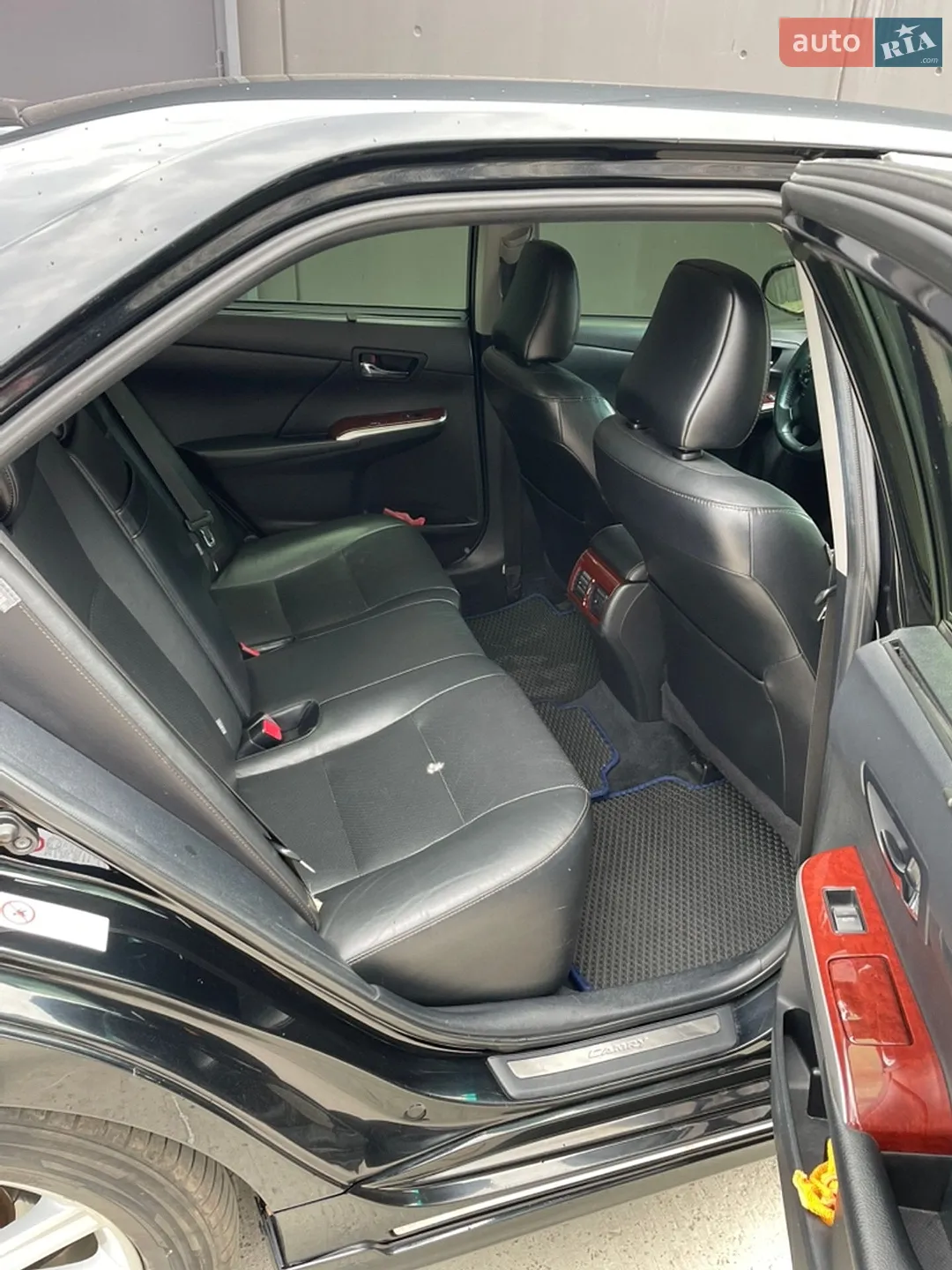 2011 Toyota Camry - мініатюра 11