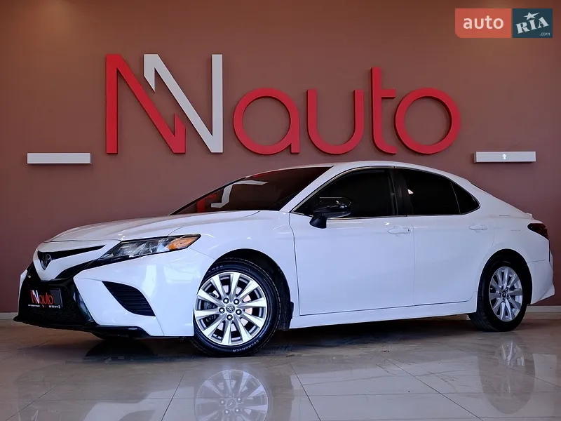 Toyota Camry 2018