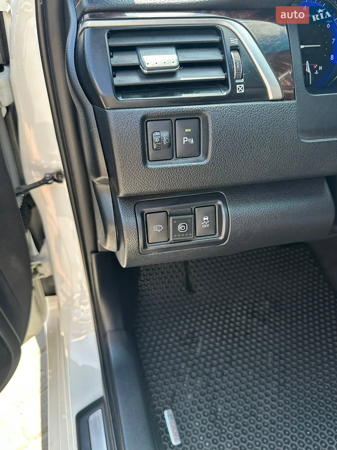 2015 Toyota Camry - мініатюра 18