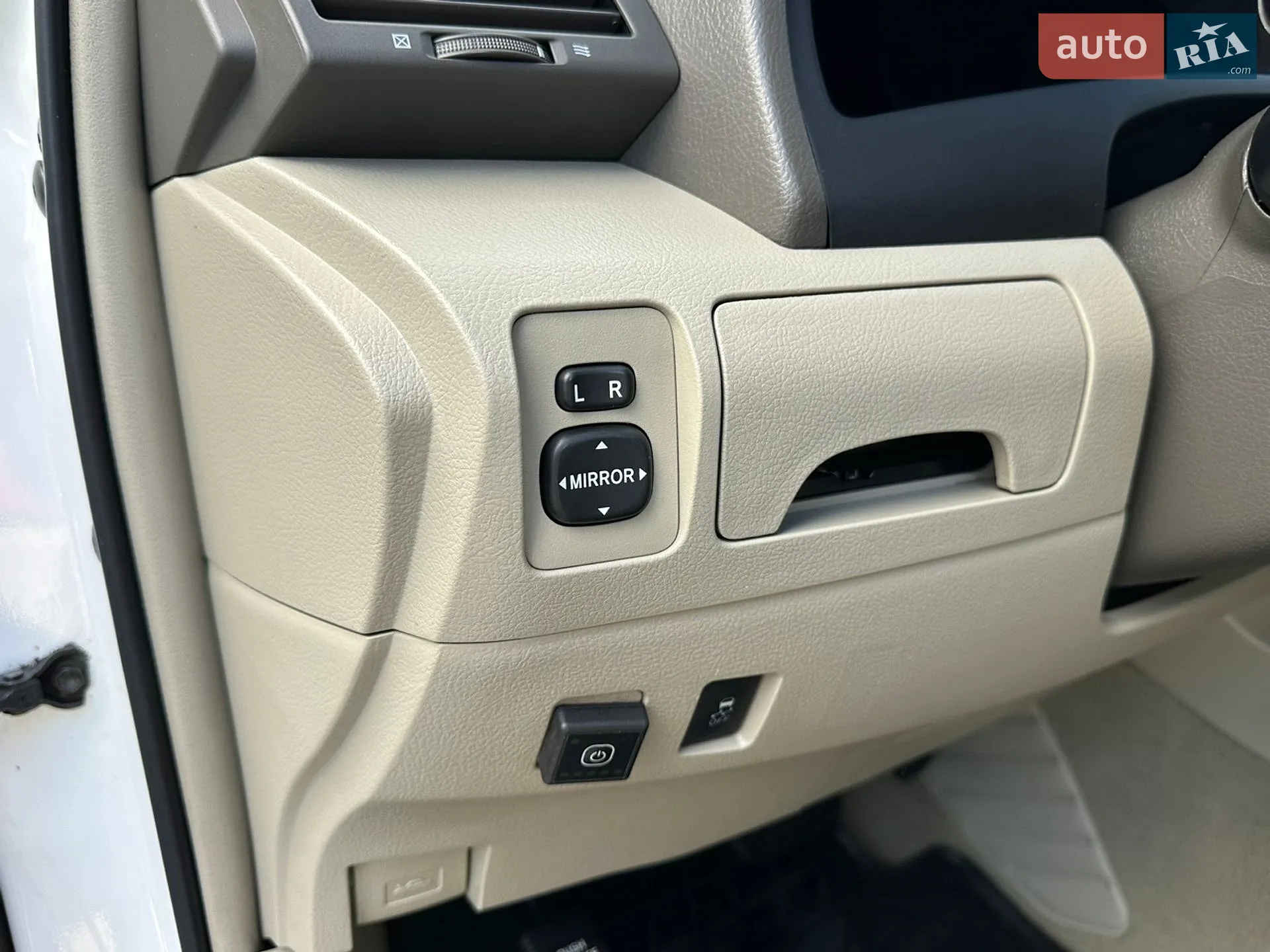 2011 Toyota Camry - мініатюра 23