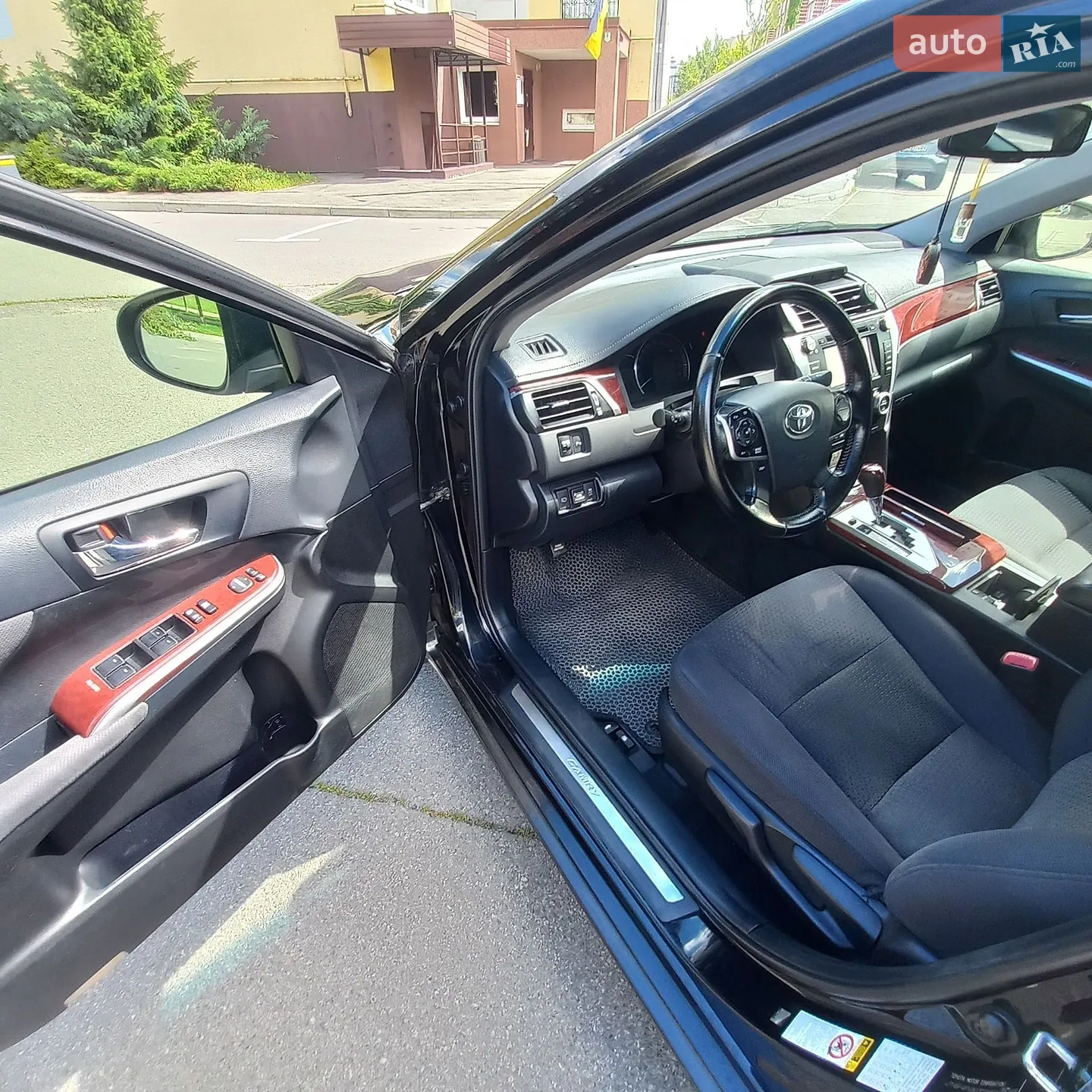 2014 Toyota Camry - мініатюра 11