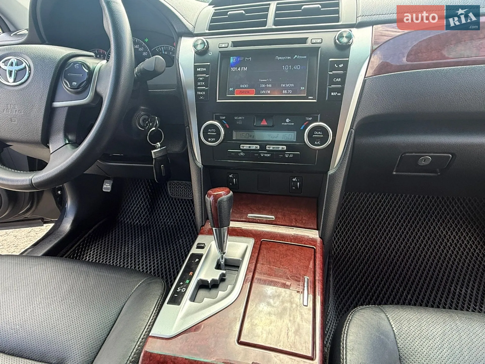 2014 Toyota Camry - мініатюра 25