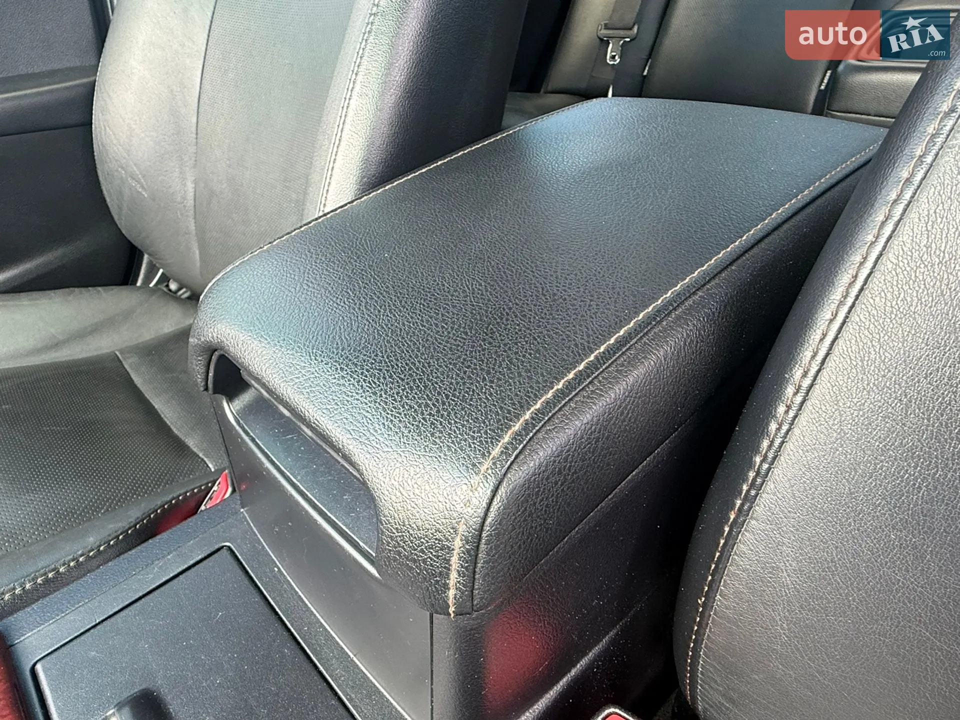 2014 Toyota Camry - мініатюра 32