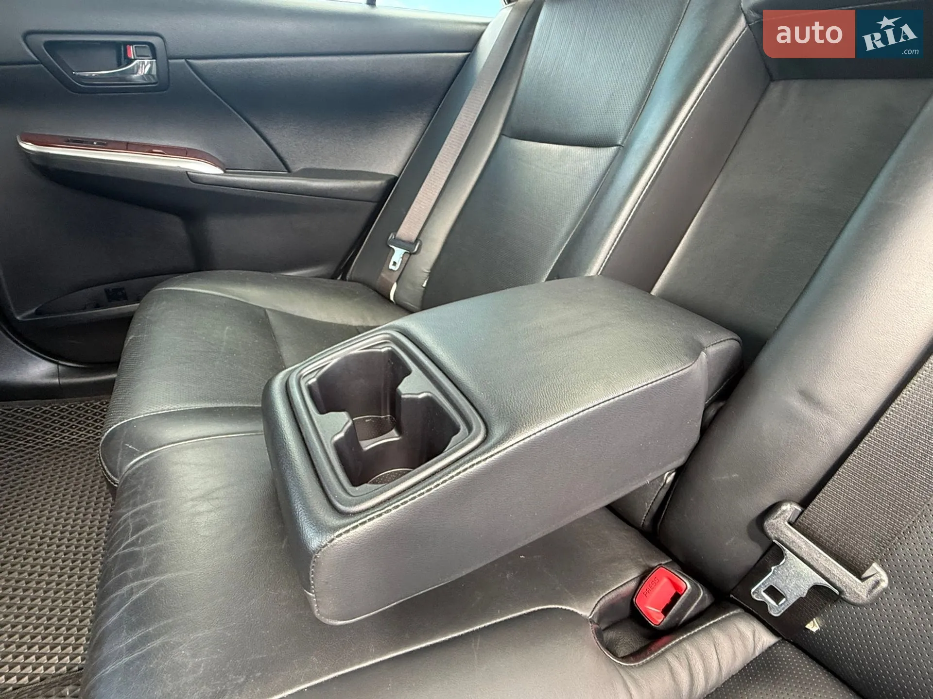 2014 Toyota Camry - мініатюра 37
