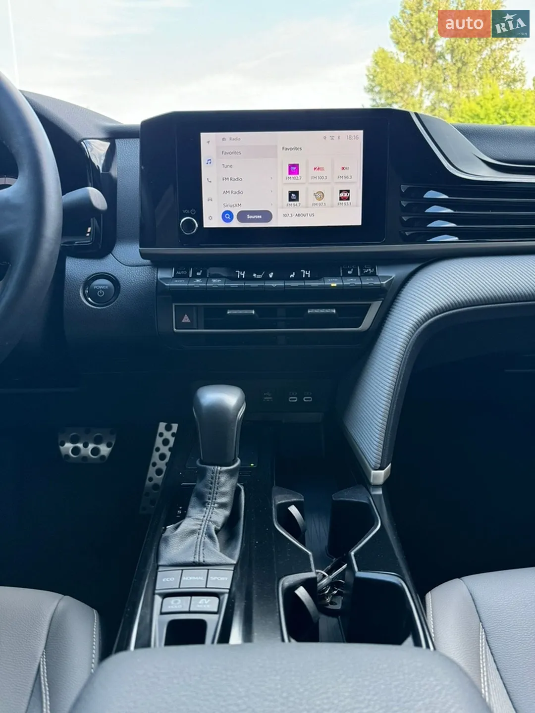 2024 Toyota Camry - мініатюра 17