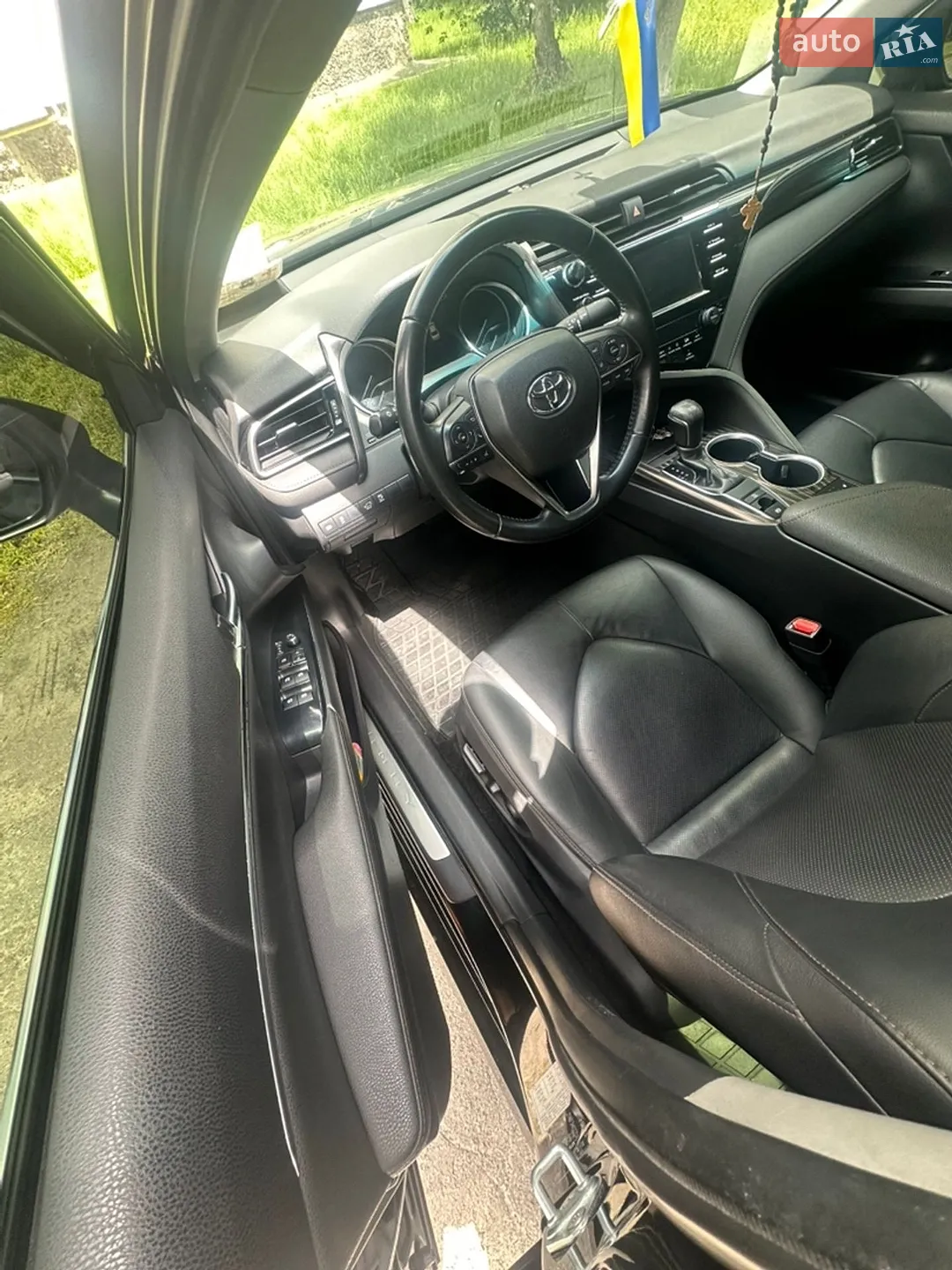 2019 Toyota Camry - мініатюра 14