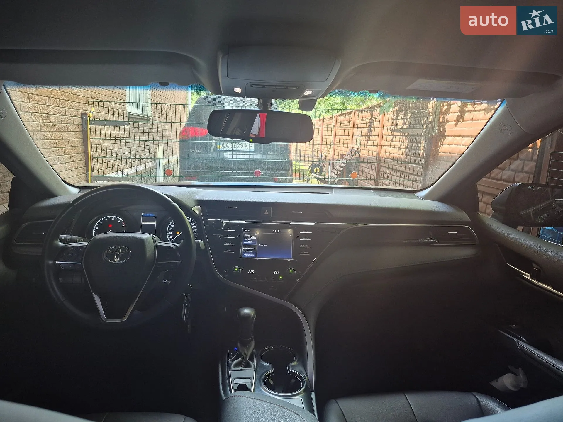 2020 Toyota Camry - мініатюра 3