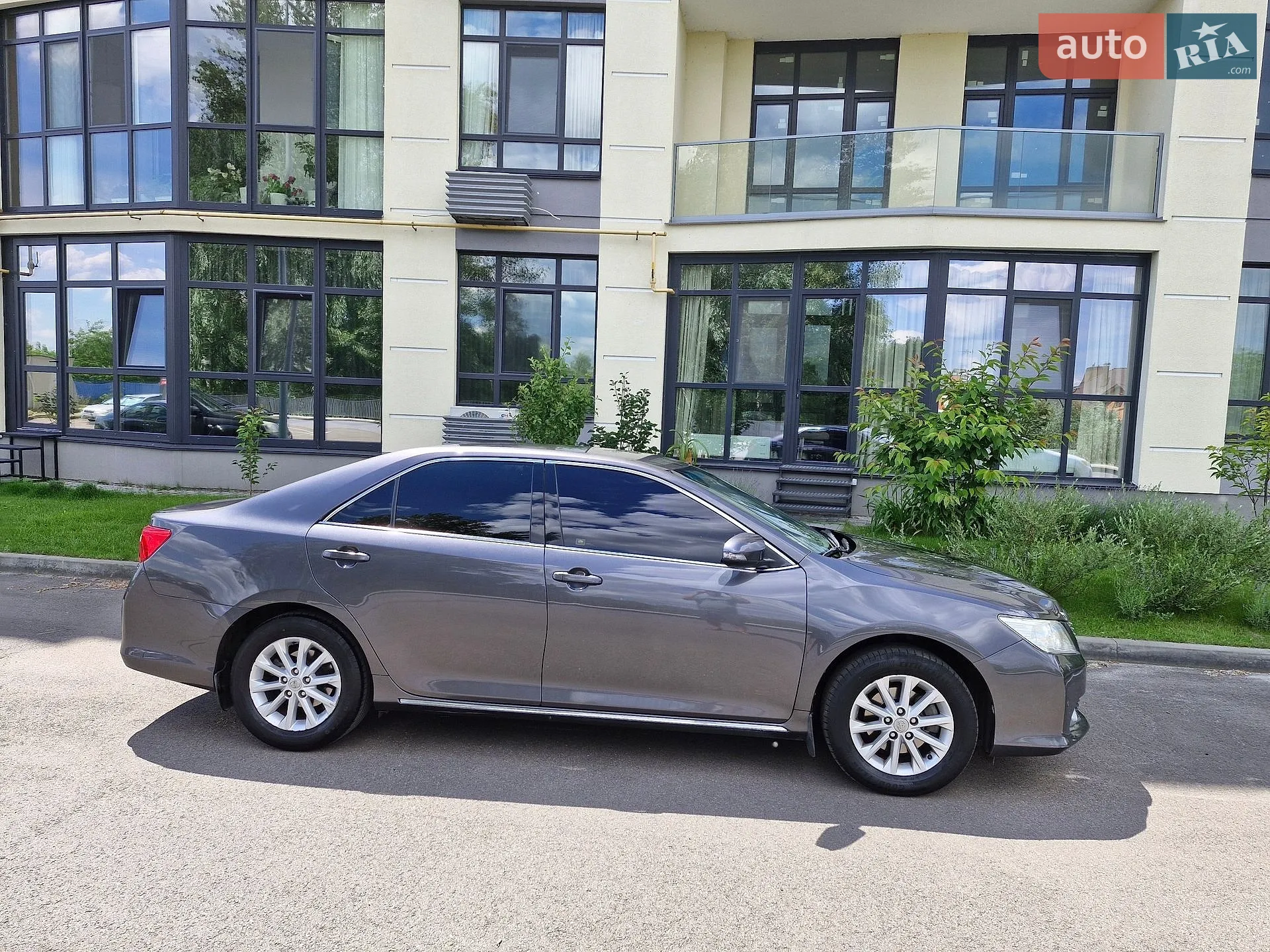 2012 Toyota Camry - мініатюра 3