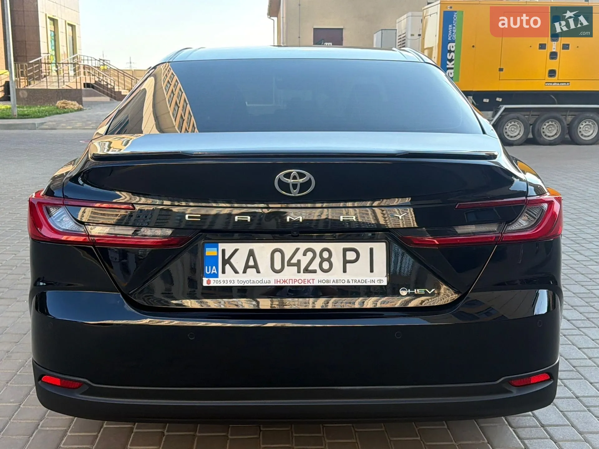 2025 Toyota Camry - мініатюра 3