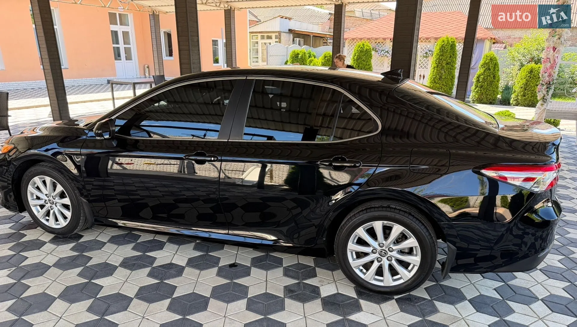 2020 Toyota Camry - мініатюра 6
