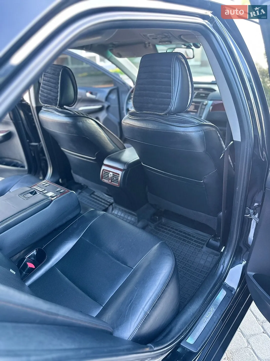 2013 Toyota Camry - мініатюра 24
