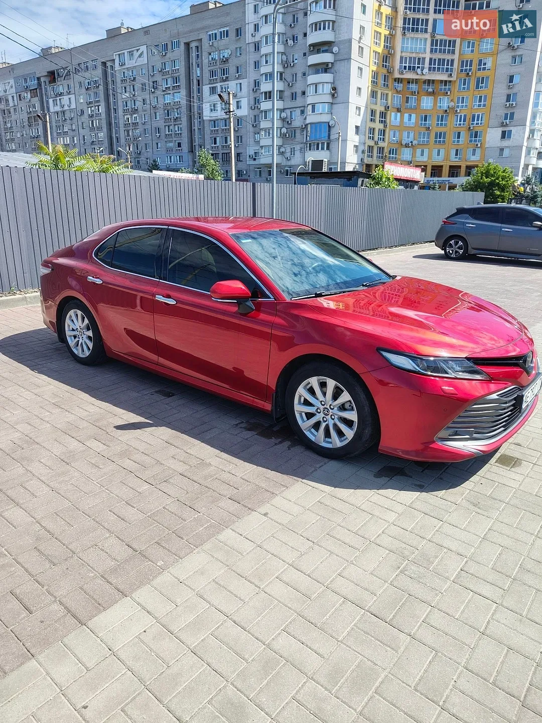 2018 Toyota Camry - мініатюра 3