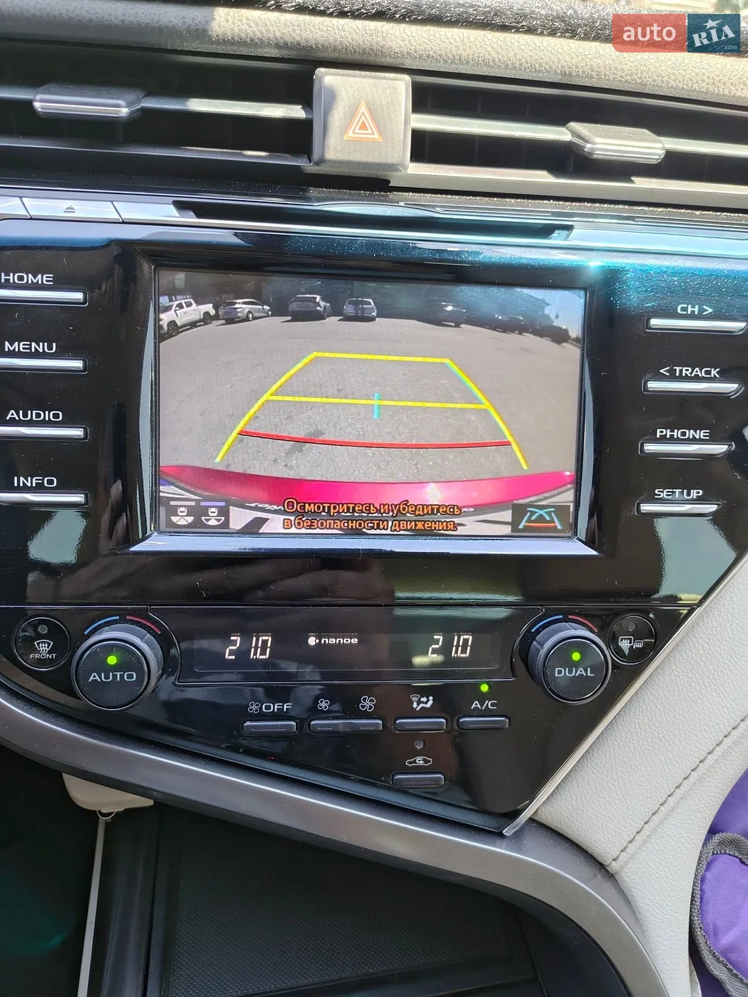 2018 Toyota Camry - мініатюра 23