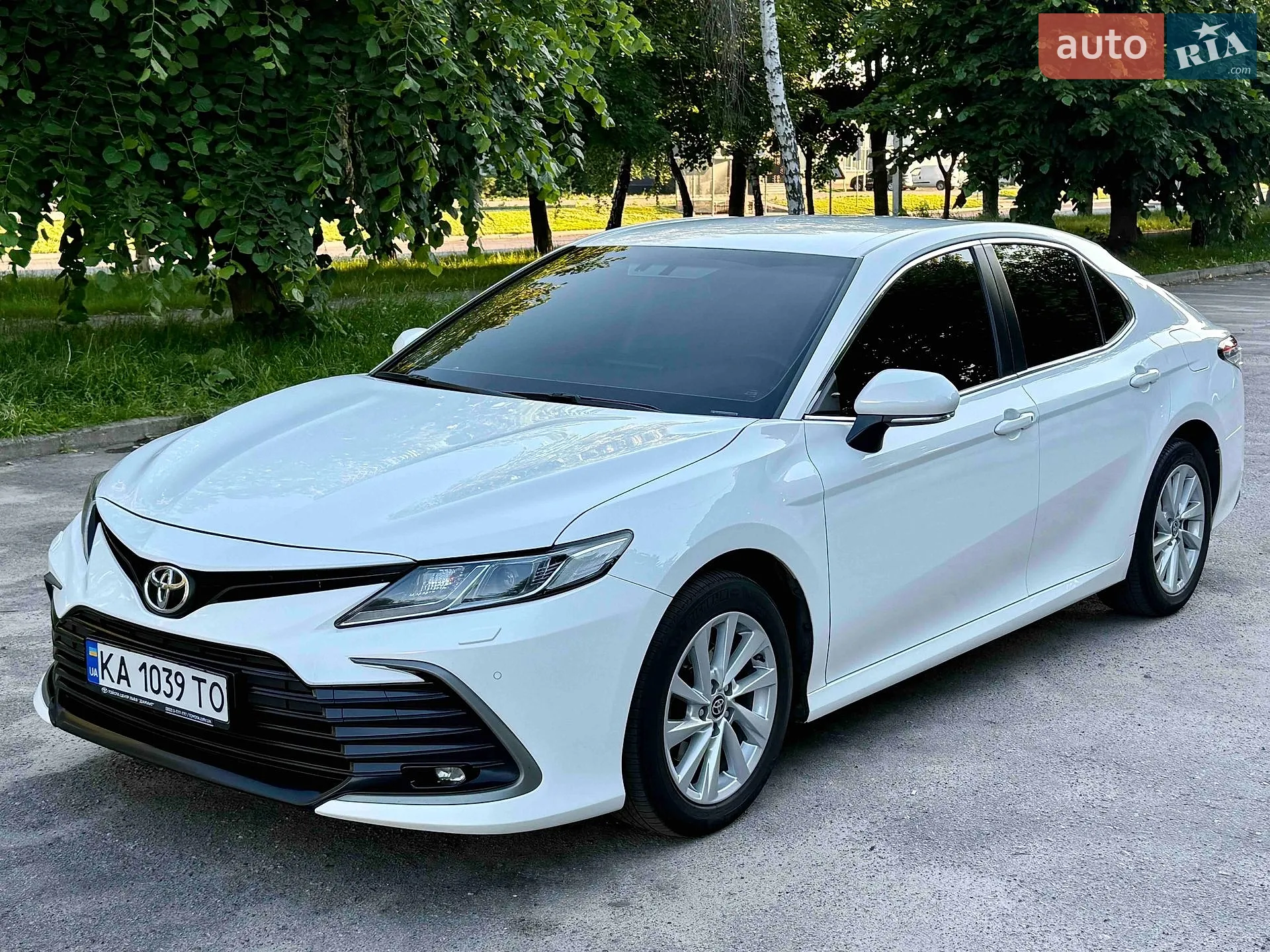 2021 Toyota Camry - фото 1