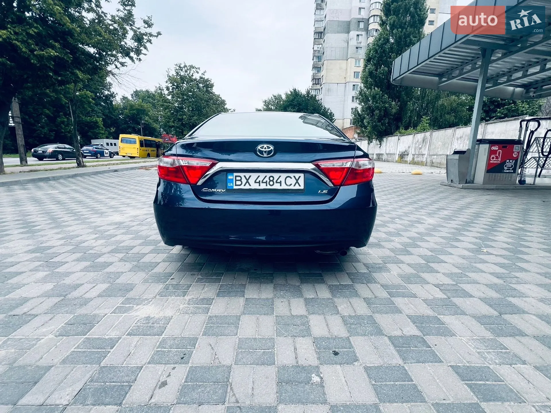 2015 Toyota Camry - мініатюра 2