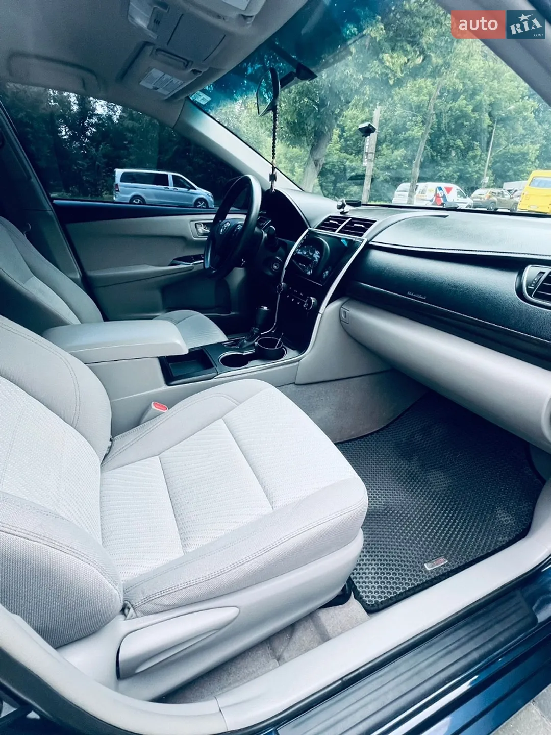 2015 Toyota Camry - мініатюра 11
