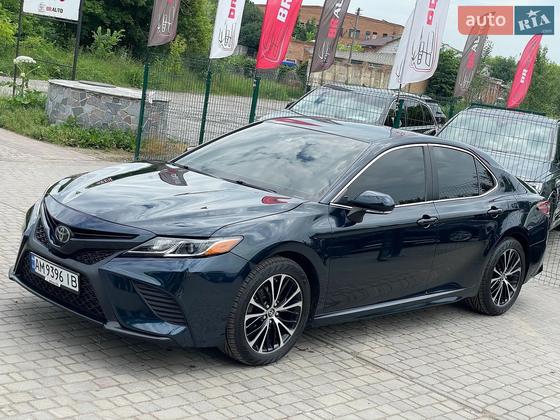 2017 Toyota Camry - мініатюра 3
