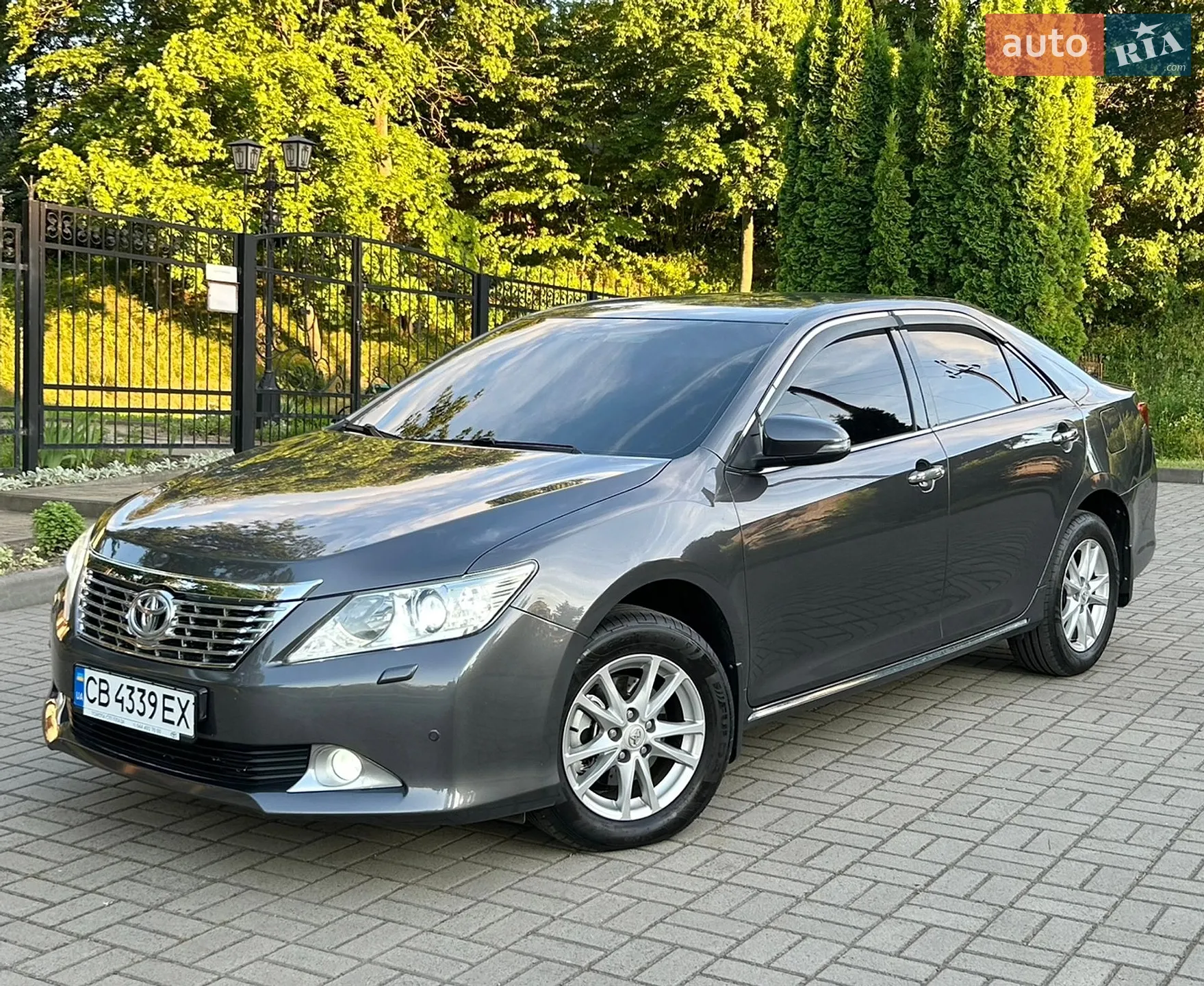 2011 Toyota Camry - мініатюра 3