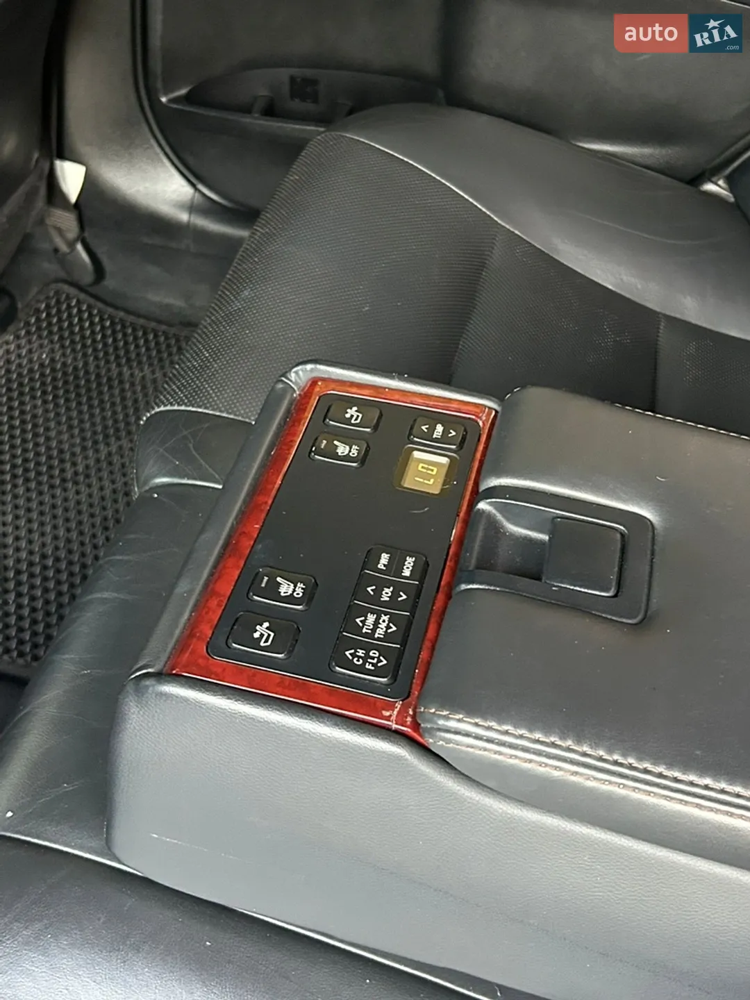 2011 Toyota Camry - мініатюра 17