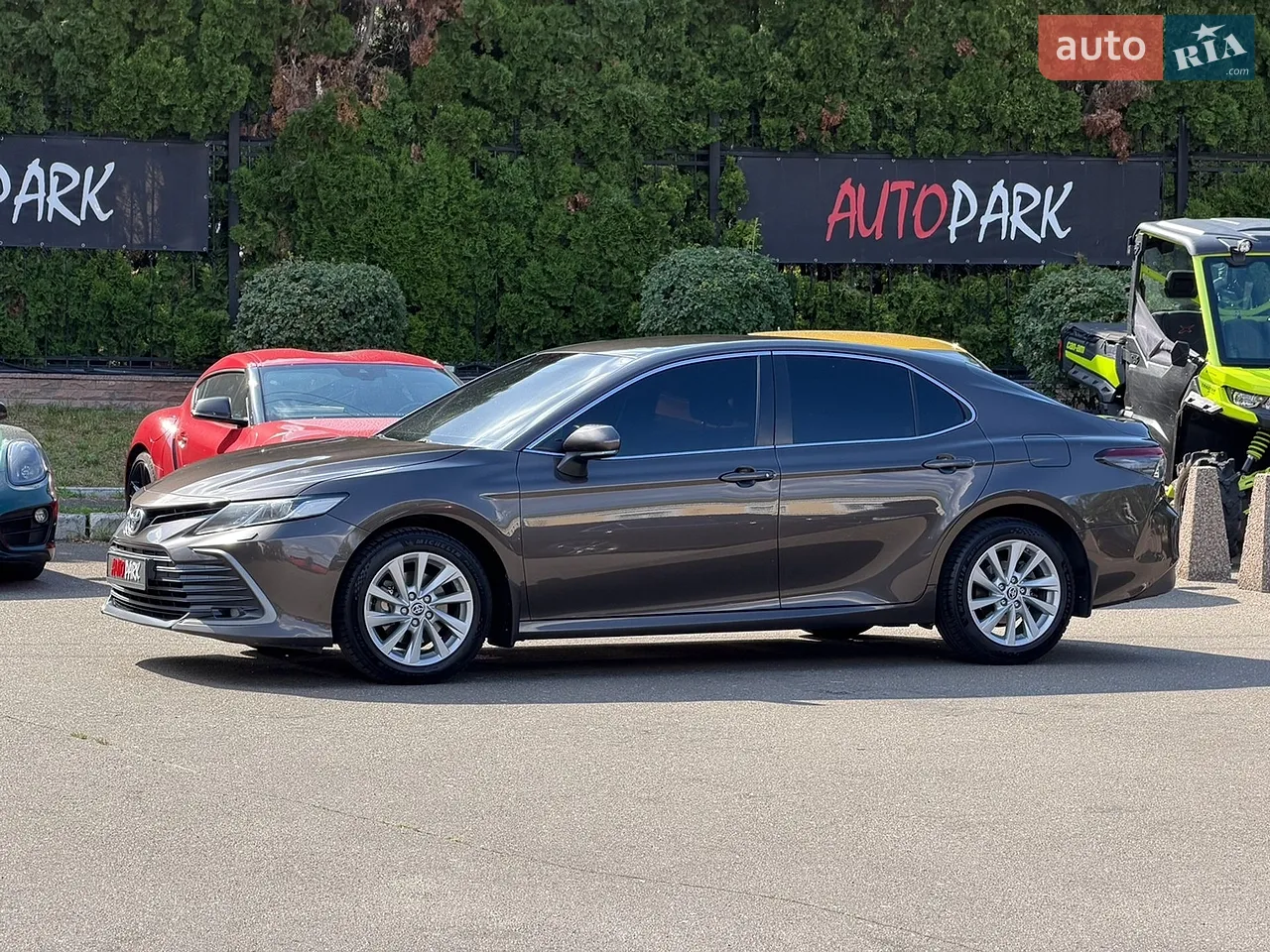 2020 Toyota Camry - мініатюра 18