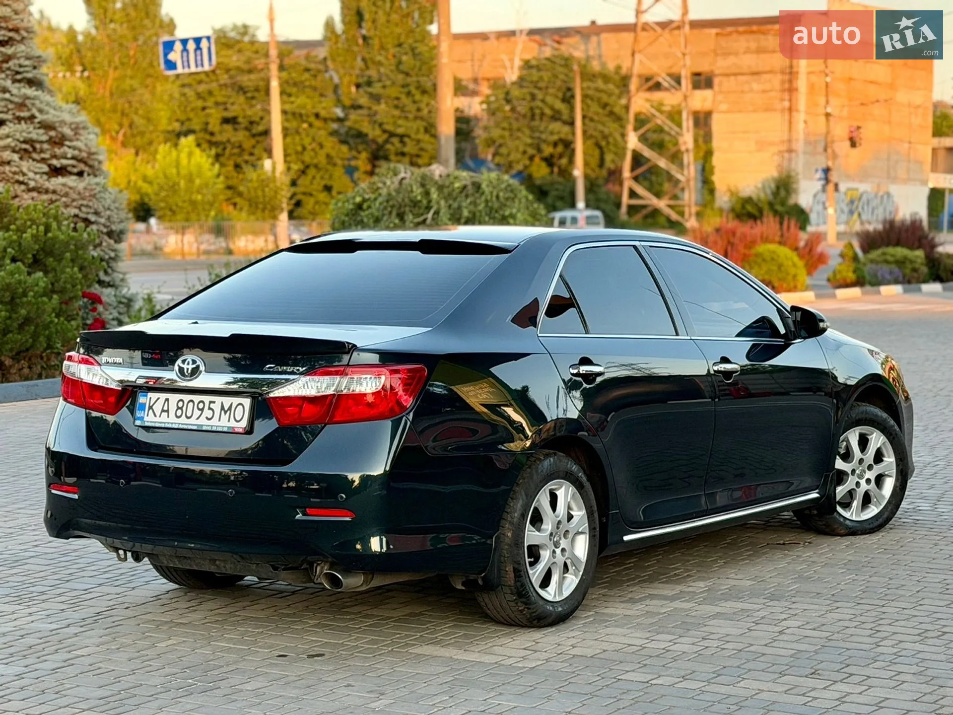 2011 Toyota Camry - мініатюра 24