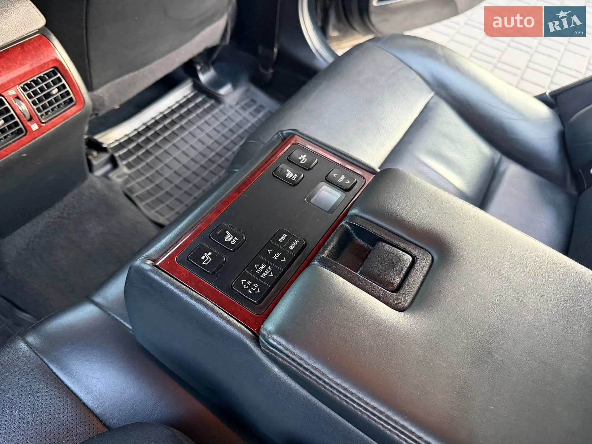 2011 Toyota Camry - мініатюра 44