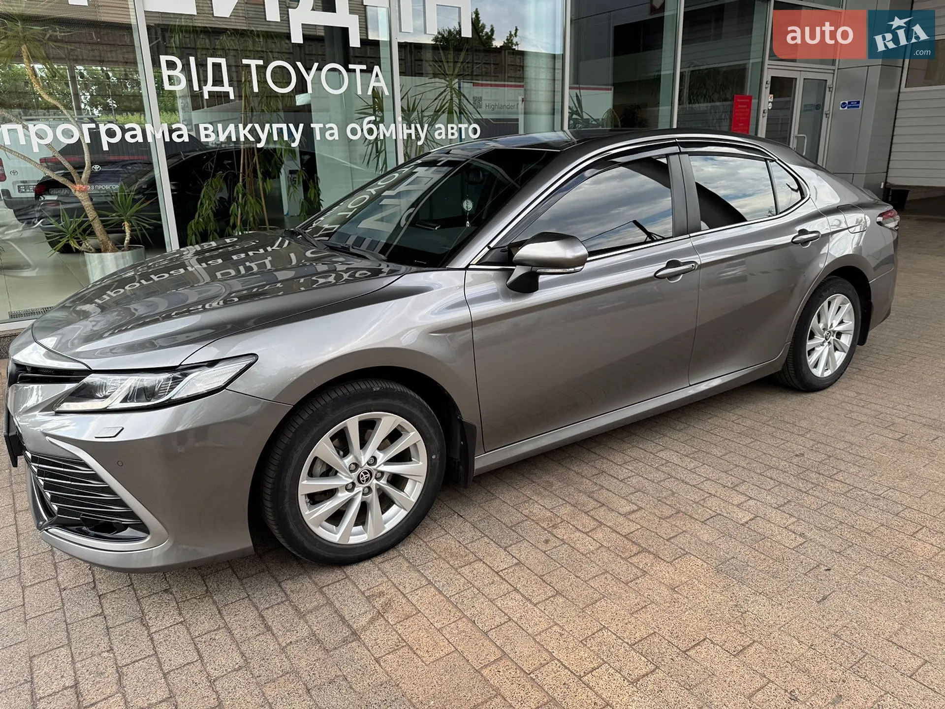 2021 Toyota Camry - мініатюра 12