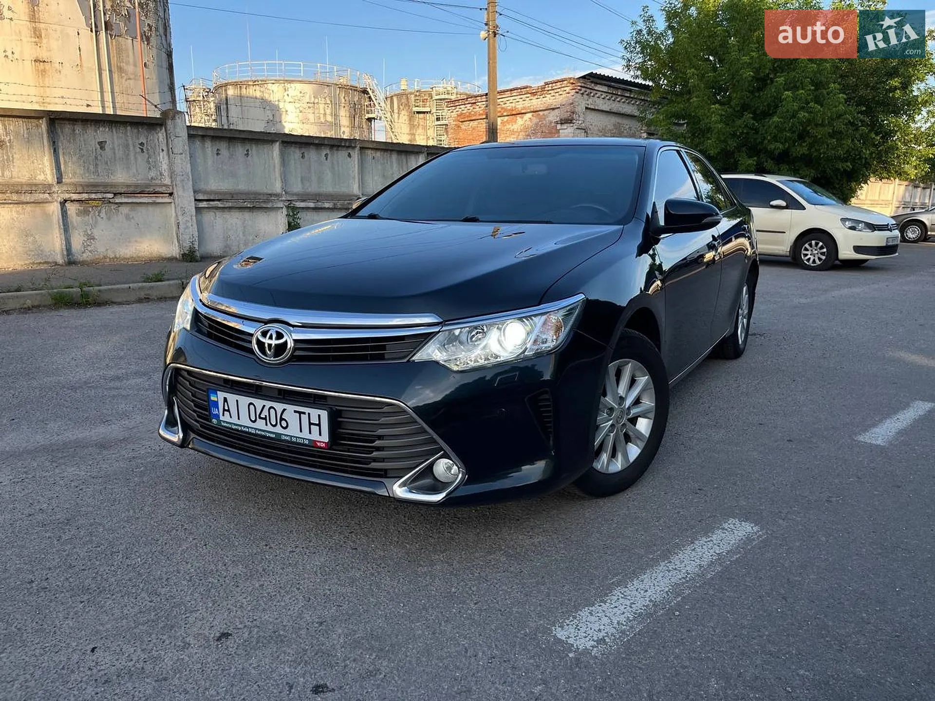 2015 Toyota Camry - фото 1