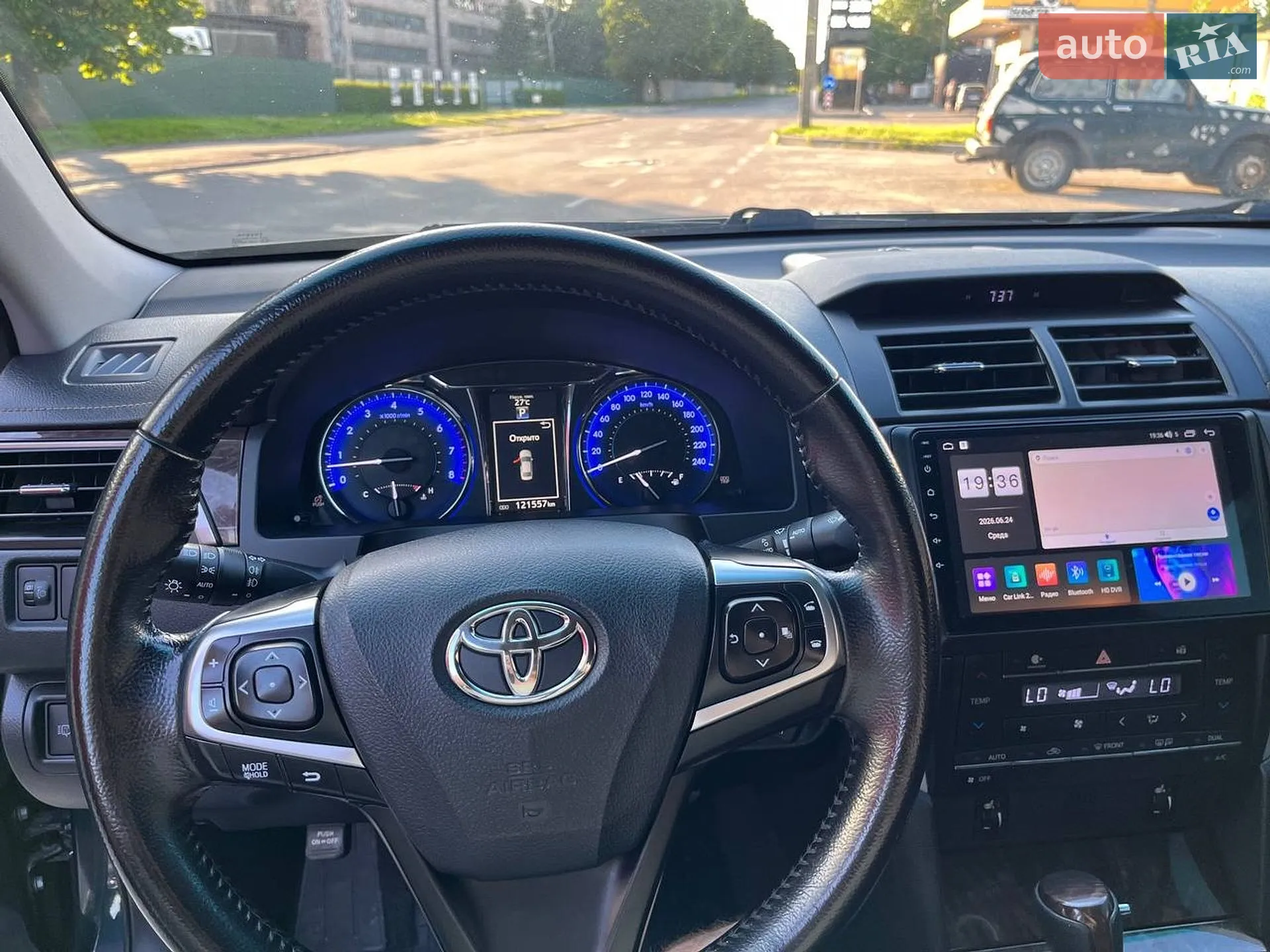 2015 Toyota Camry - мініатюра 6