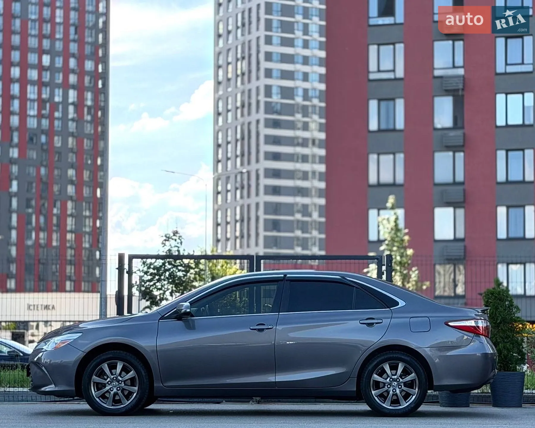 2015 Toyota Camry - мініатюра 8