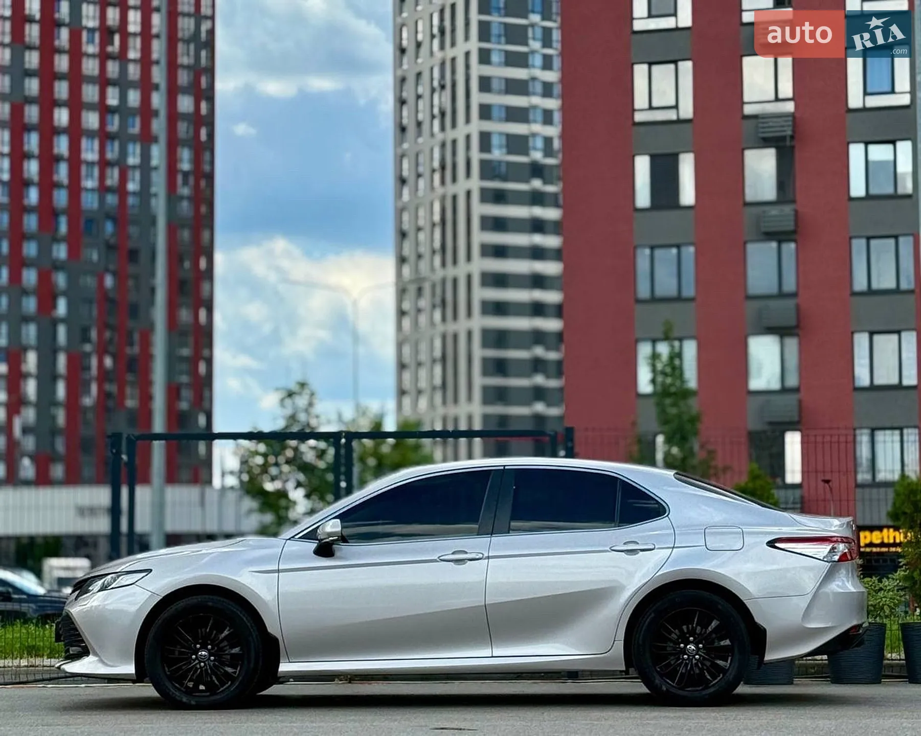 2017 Toyota Camry - мініатюра 11
