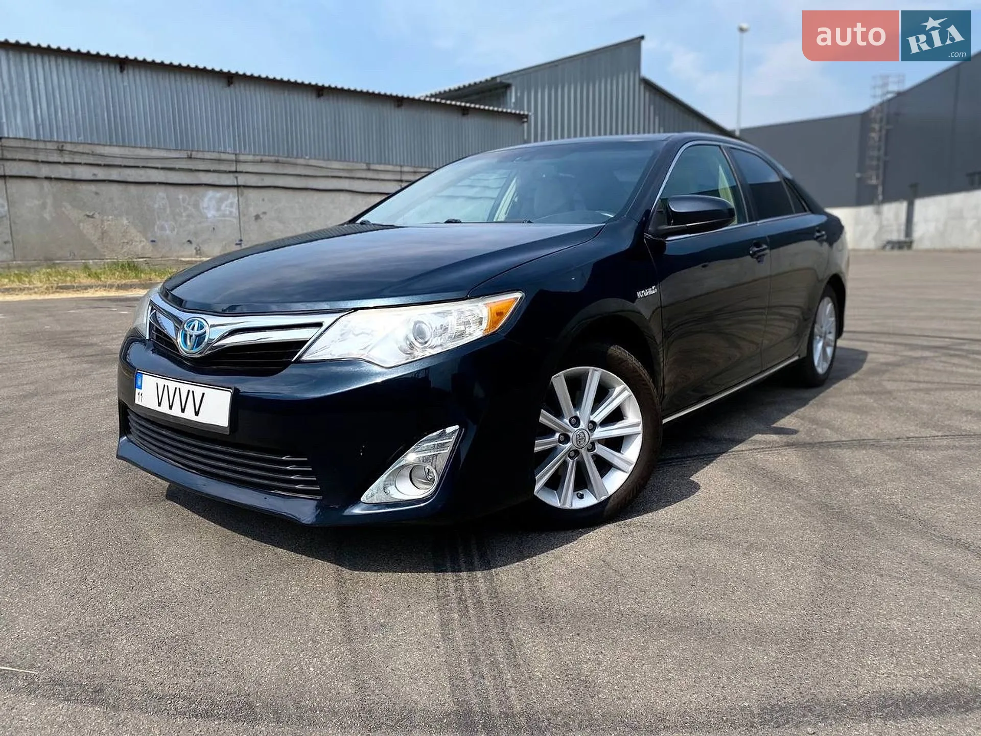 2013 Toyota Camry - мініатюра 3