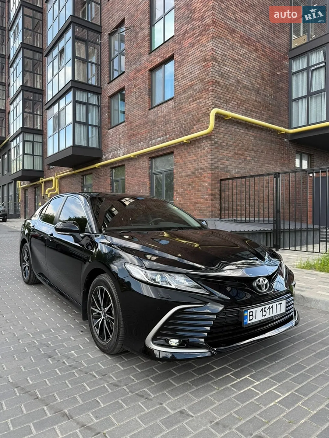 2021 Toyota Camry - фото 1