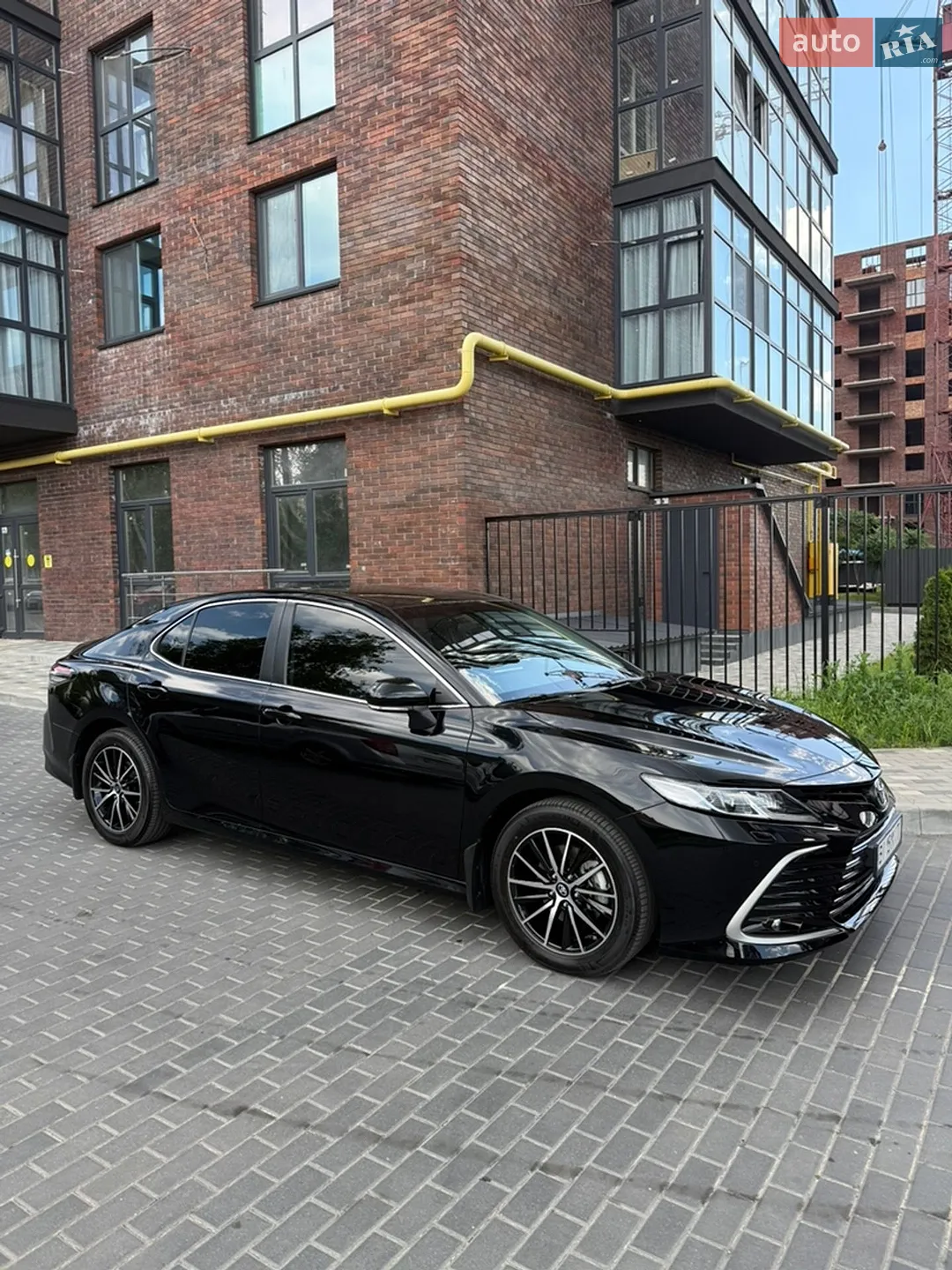 2021 Toyota Camry - мініатюра 2