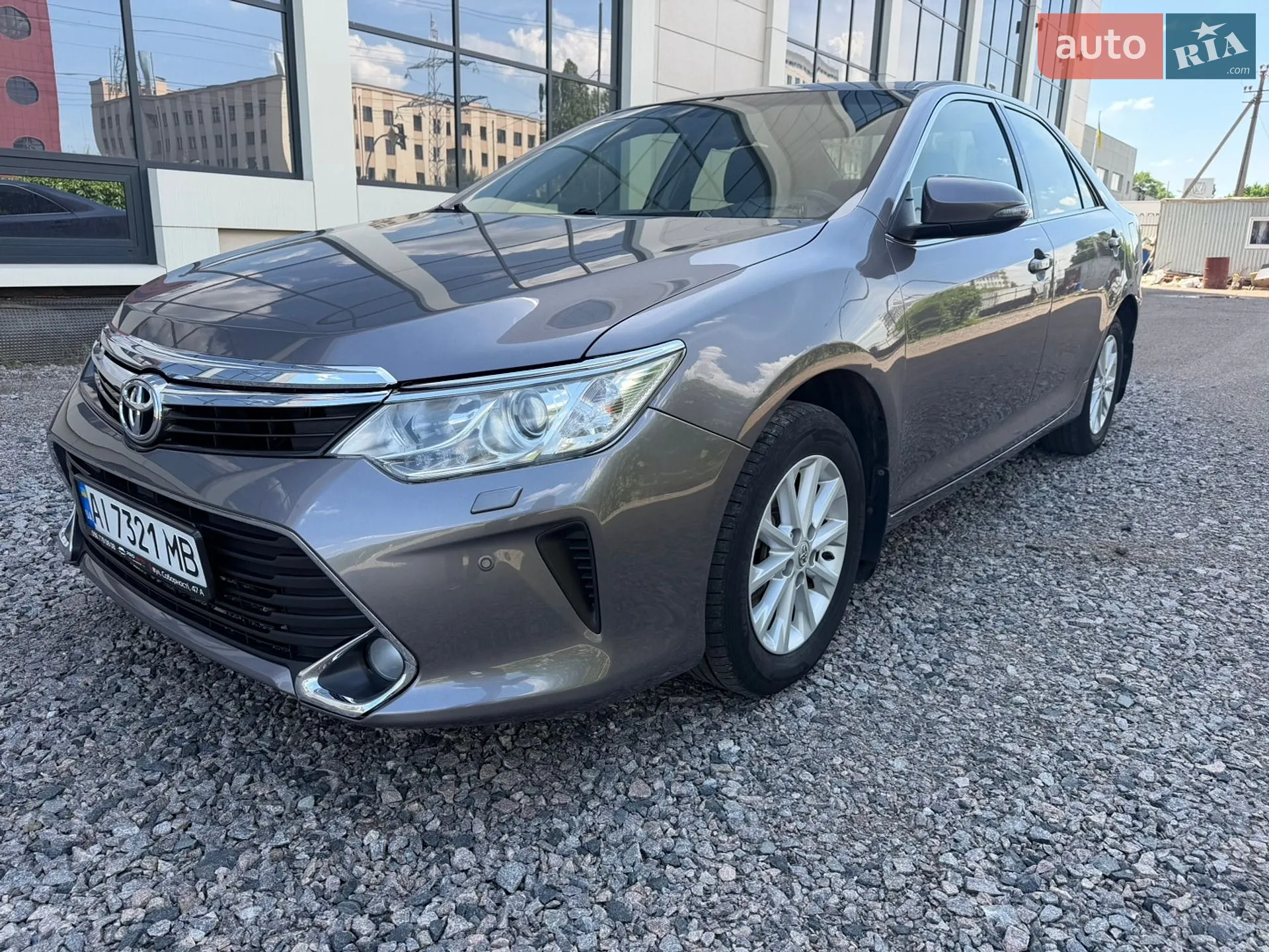 2017 Toyota Camry - мініатюра 2
