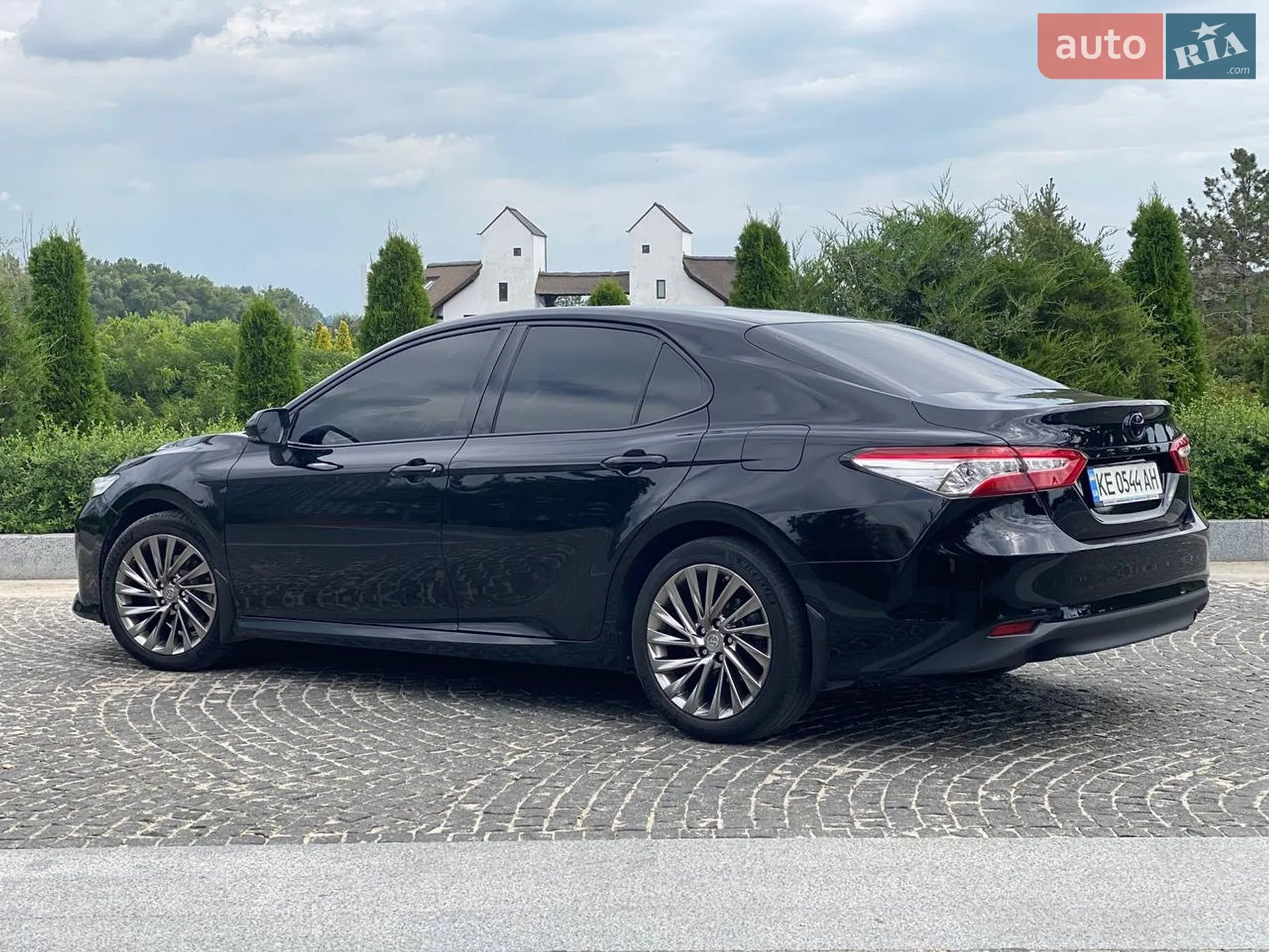 2018 Toyota Camry - мініатюра 4