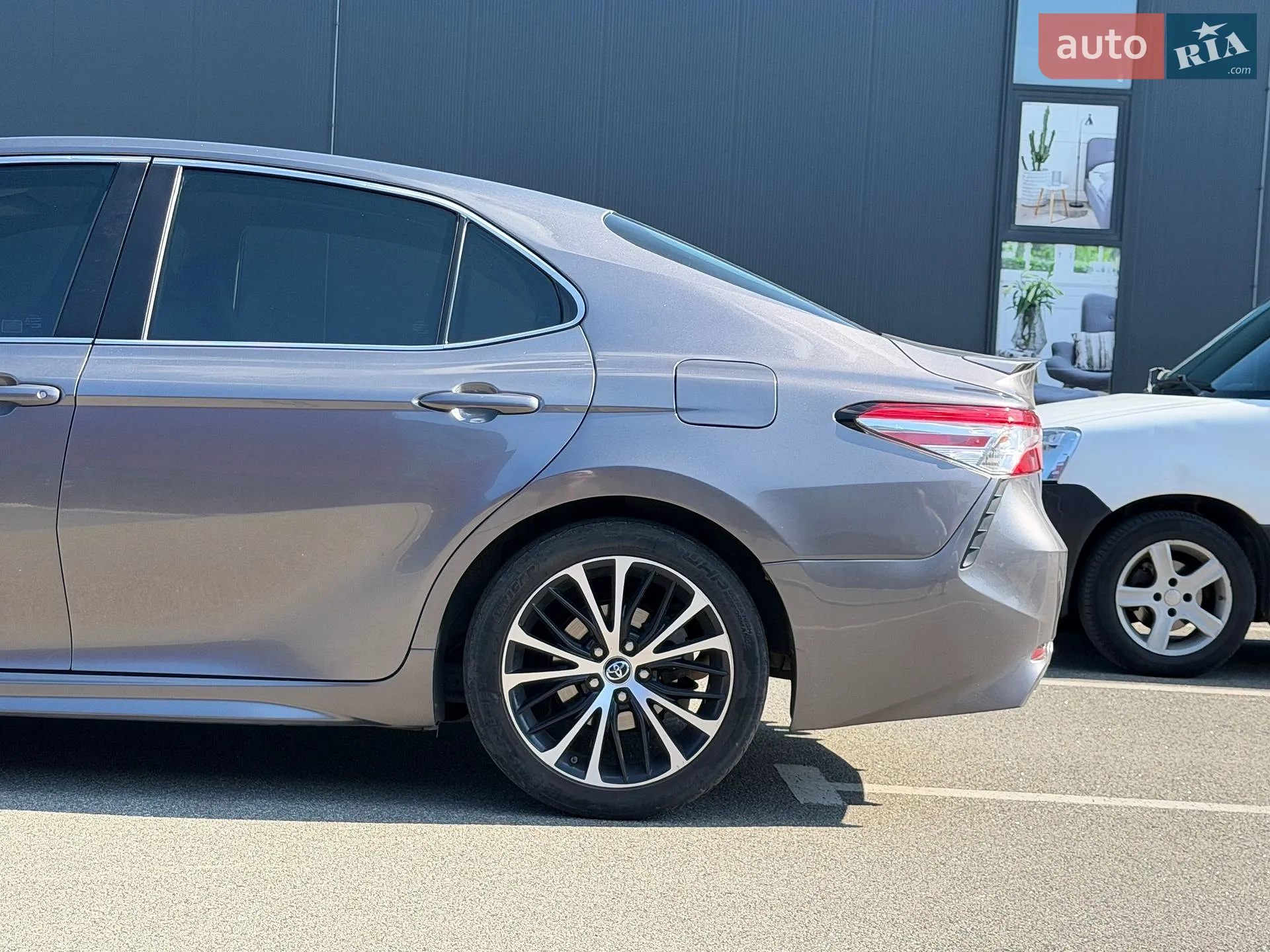 2017 Toyota Camry - мініатюра 6