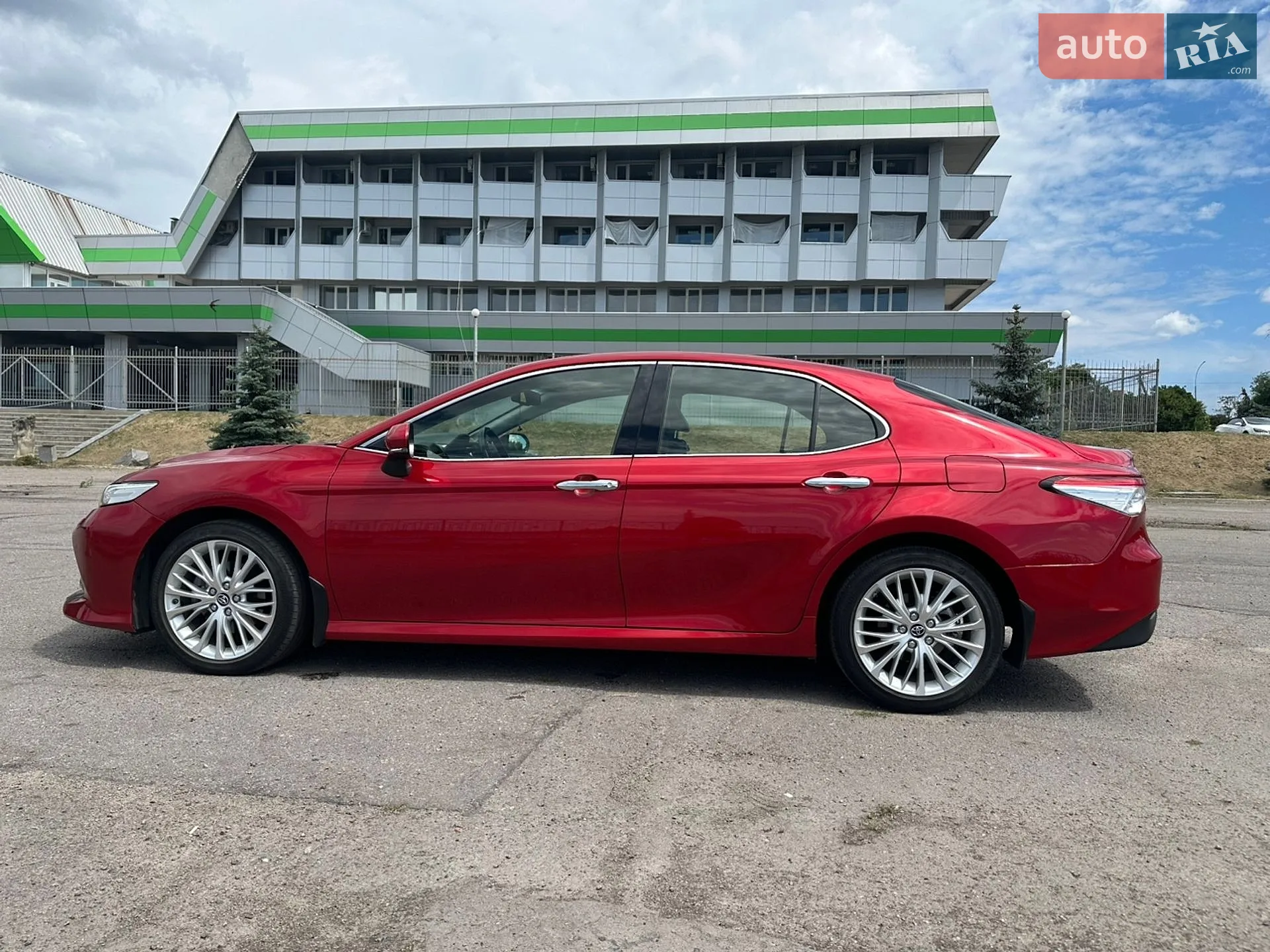 2018 Toyota Camry - мініатюра 3