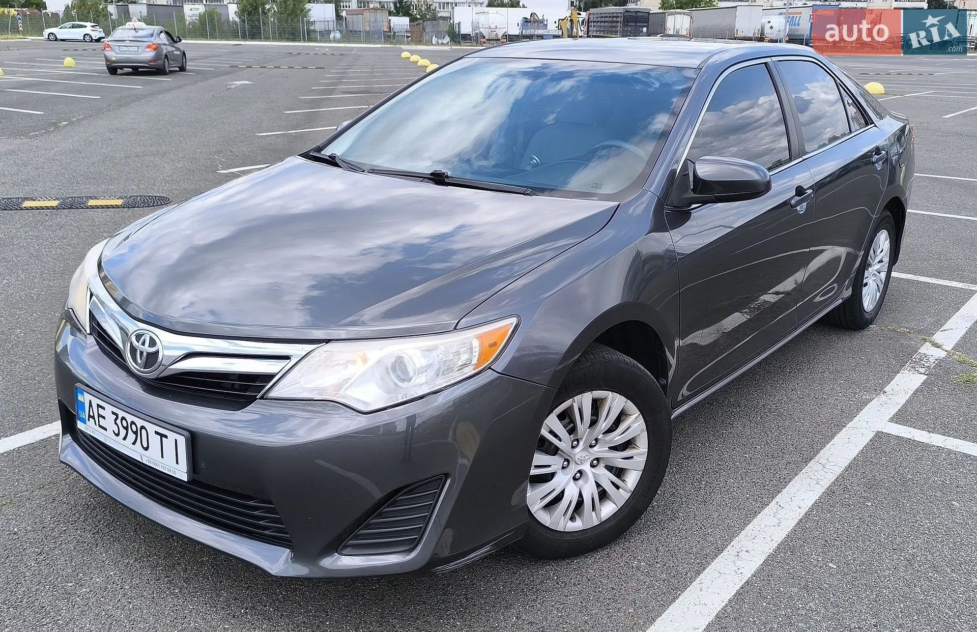 2012 Toyota Camry - мініатюра 3