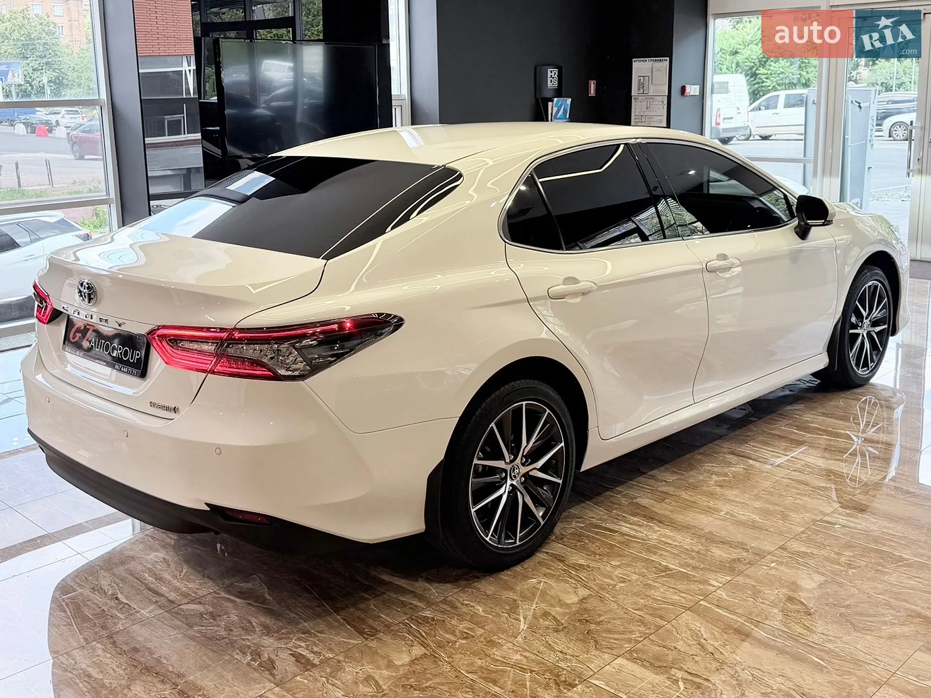 2024 Toyota Camry - мініатюра 8